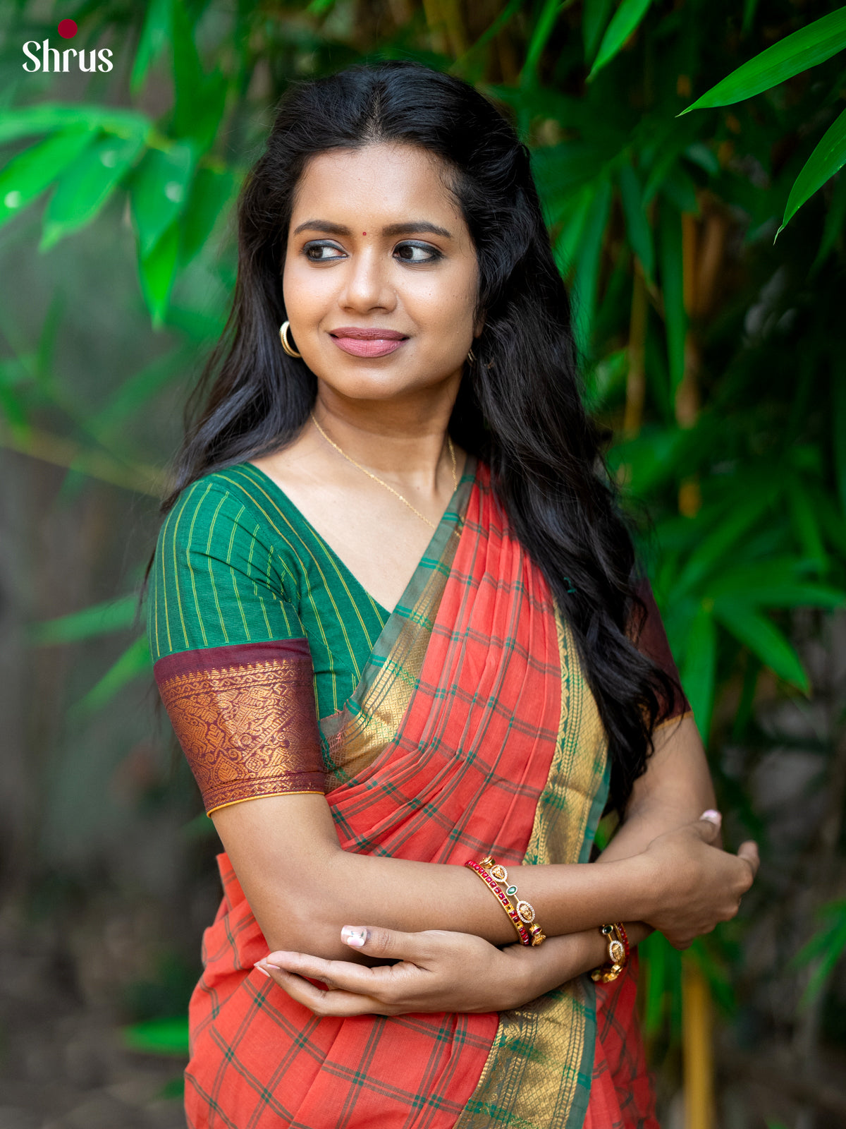 Chic Tomato Red Chettinad Cotton Saree with Green Zari Border & Self Pallu - Shop on Shrus.com