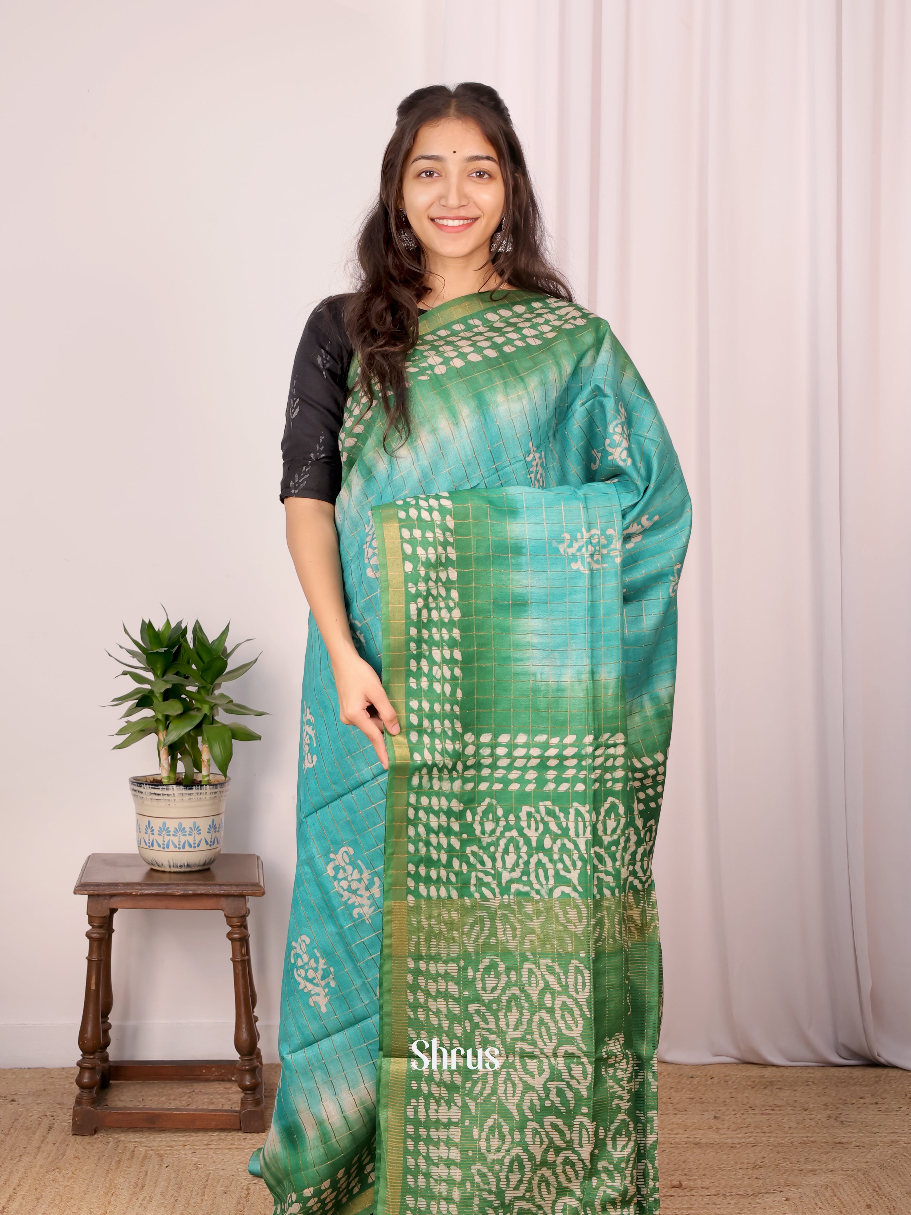 Teal & Green - Bhatik Saree - Shop on Shrus.com