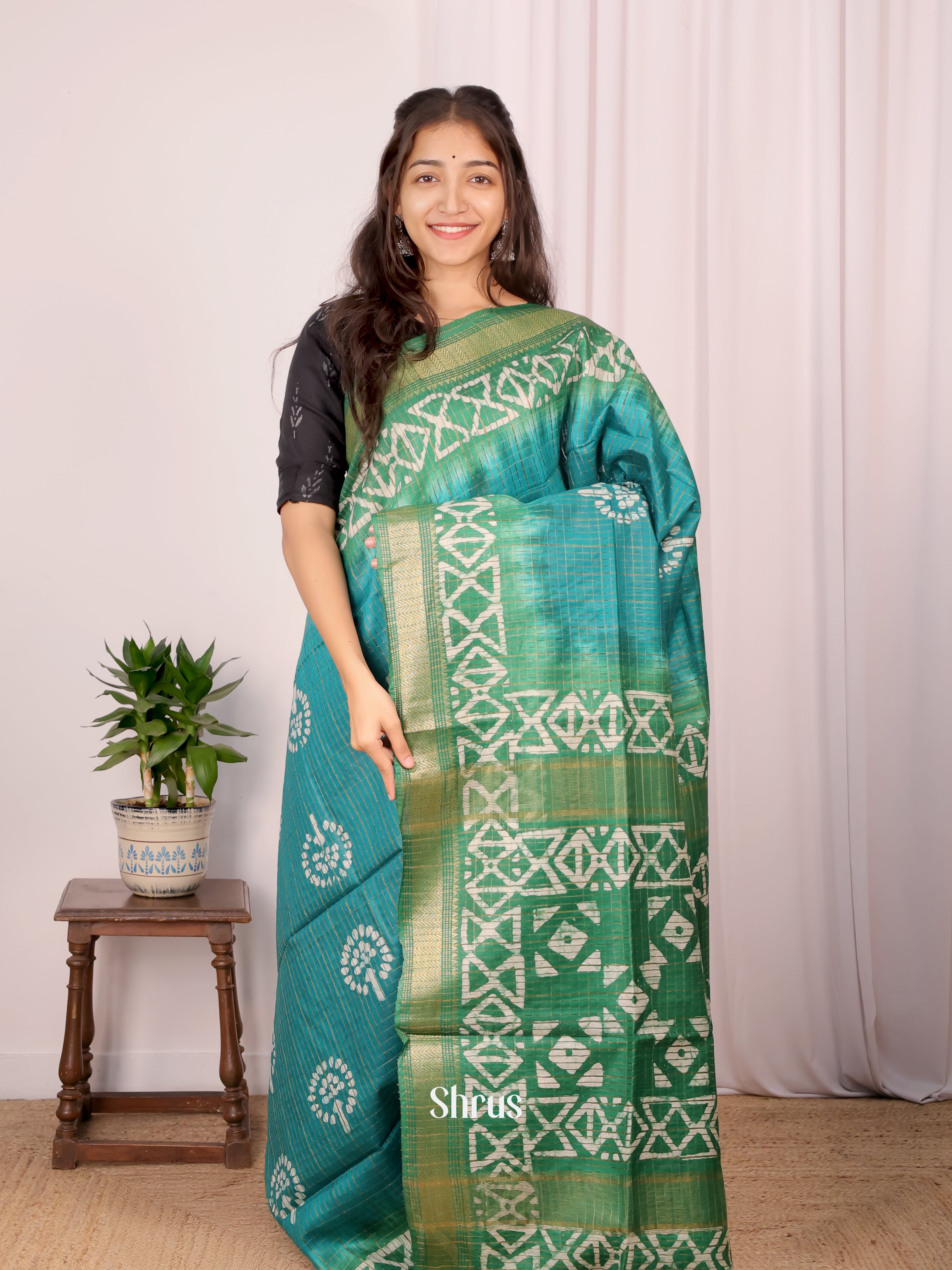 Teal & Green - Bhatik Saree - Shop on Shrus.com