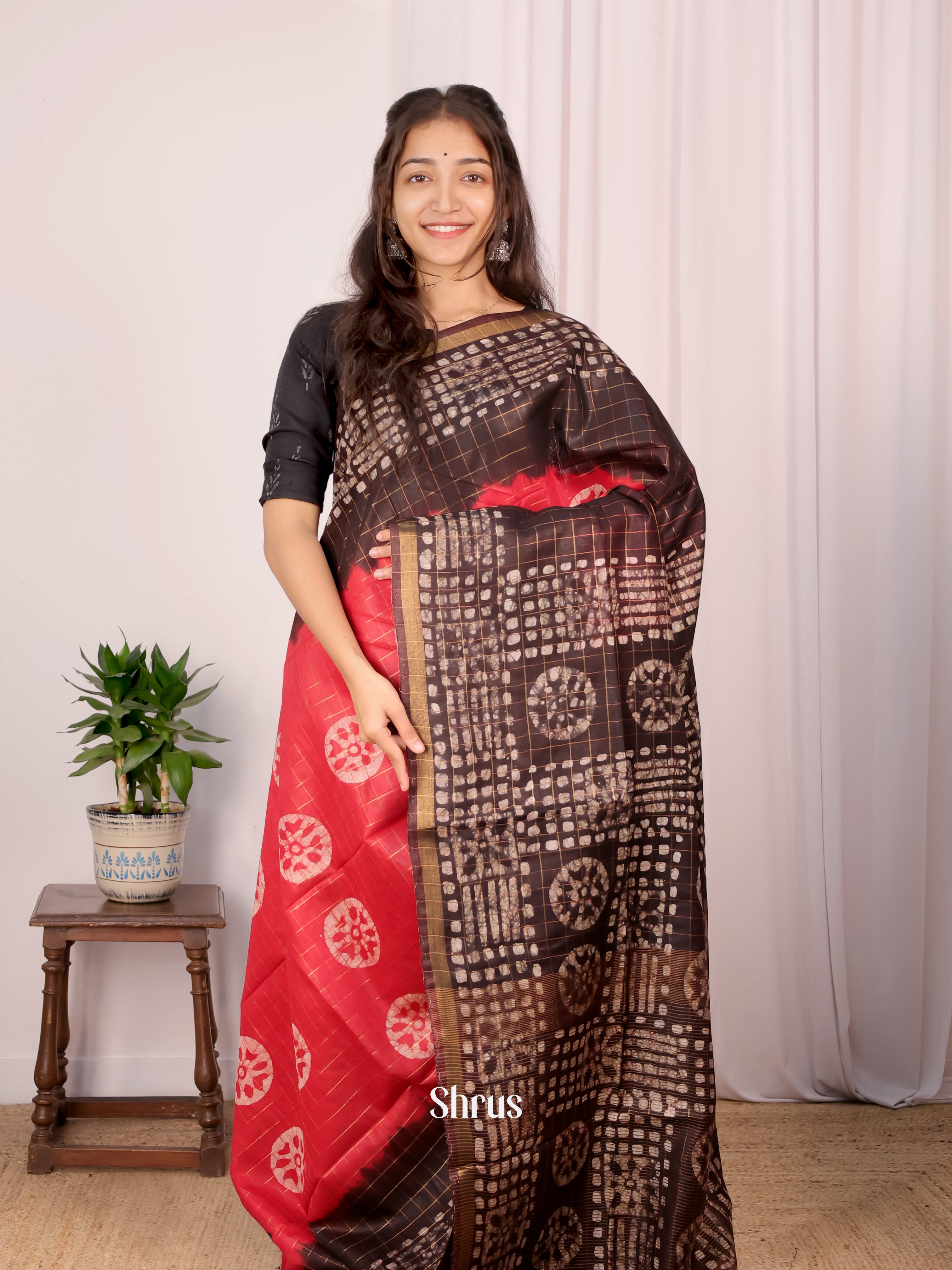 Red & Brown - Bhatik Saree - Shop on Shrus.com