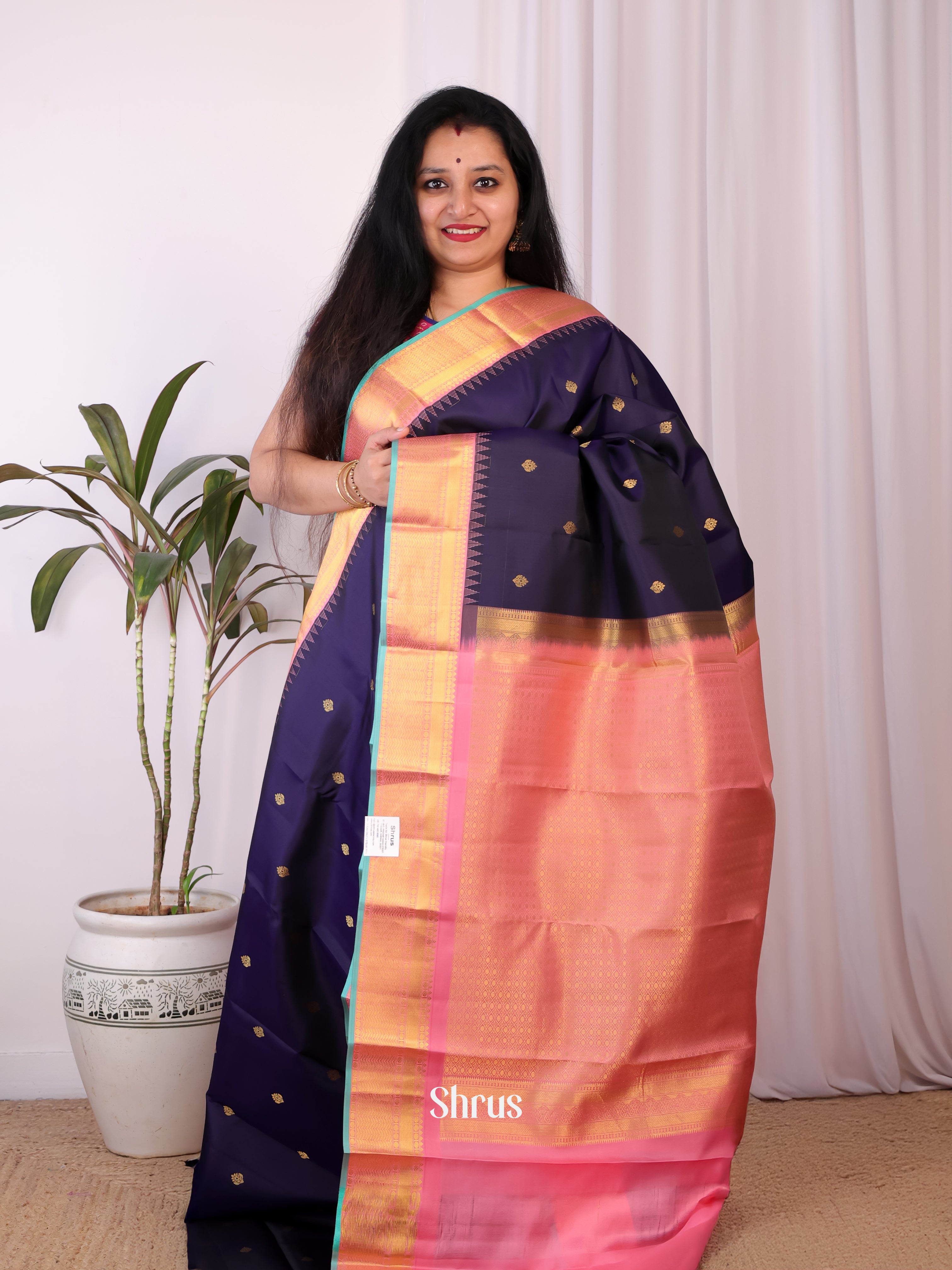 Violet & Pink - Kanchipuram silk Saree - Shop on Shrus.com