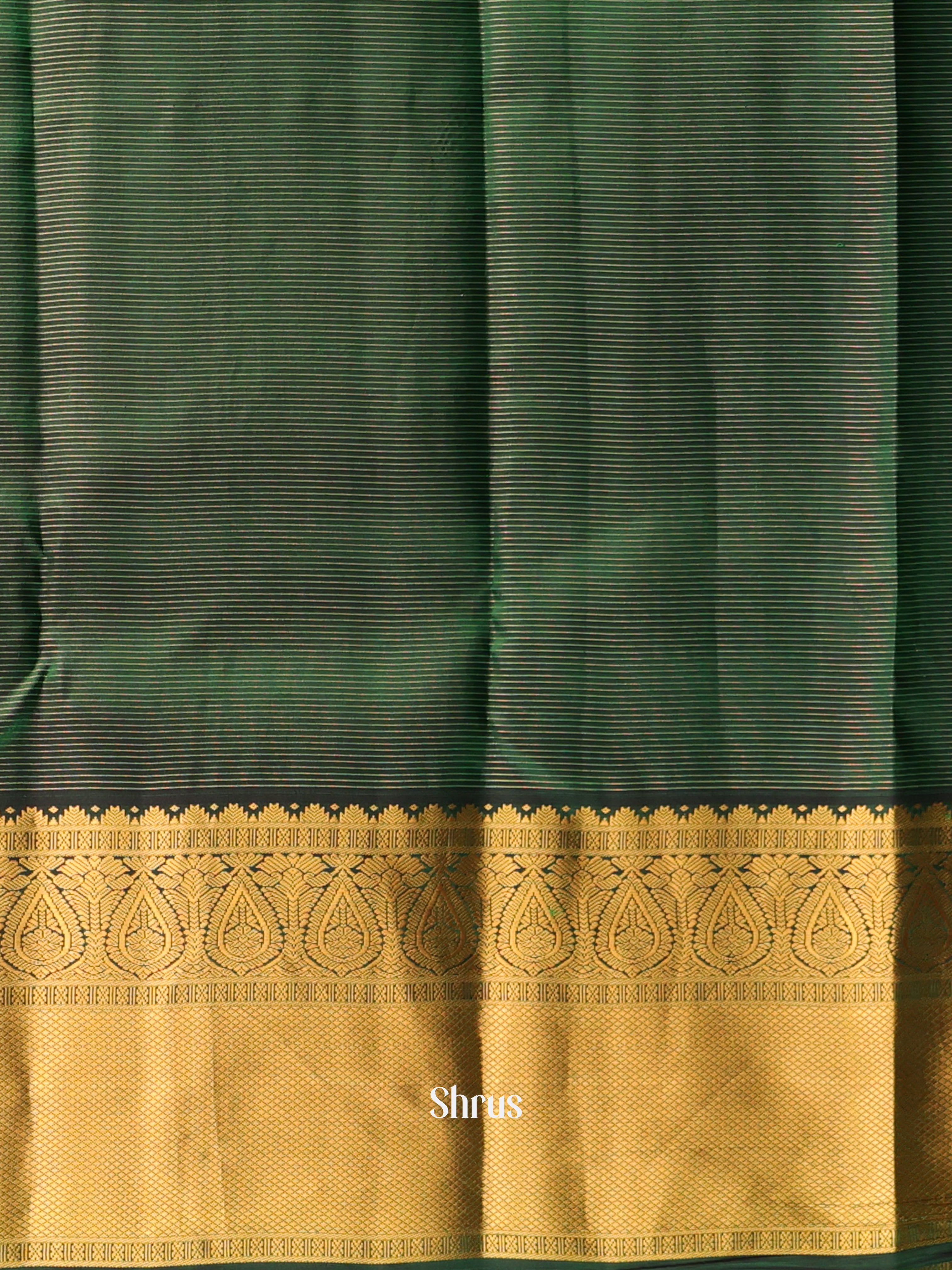 Red and Green Kanchipuram silk Saree With Zari Woven Floral Buttas and Vaira Oosi Weave - Shop on Shrus.com