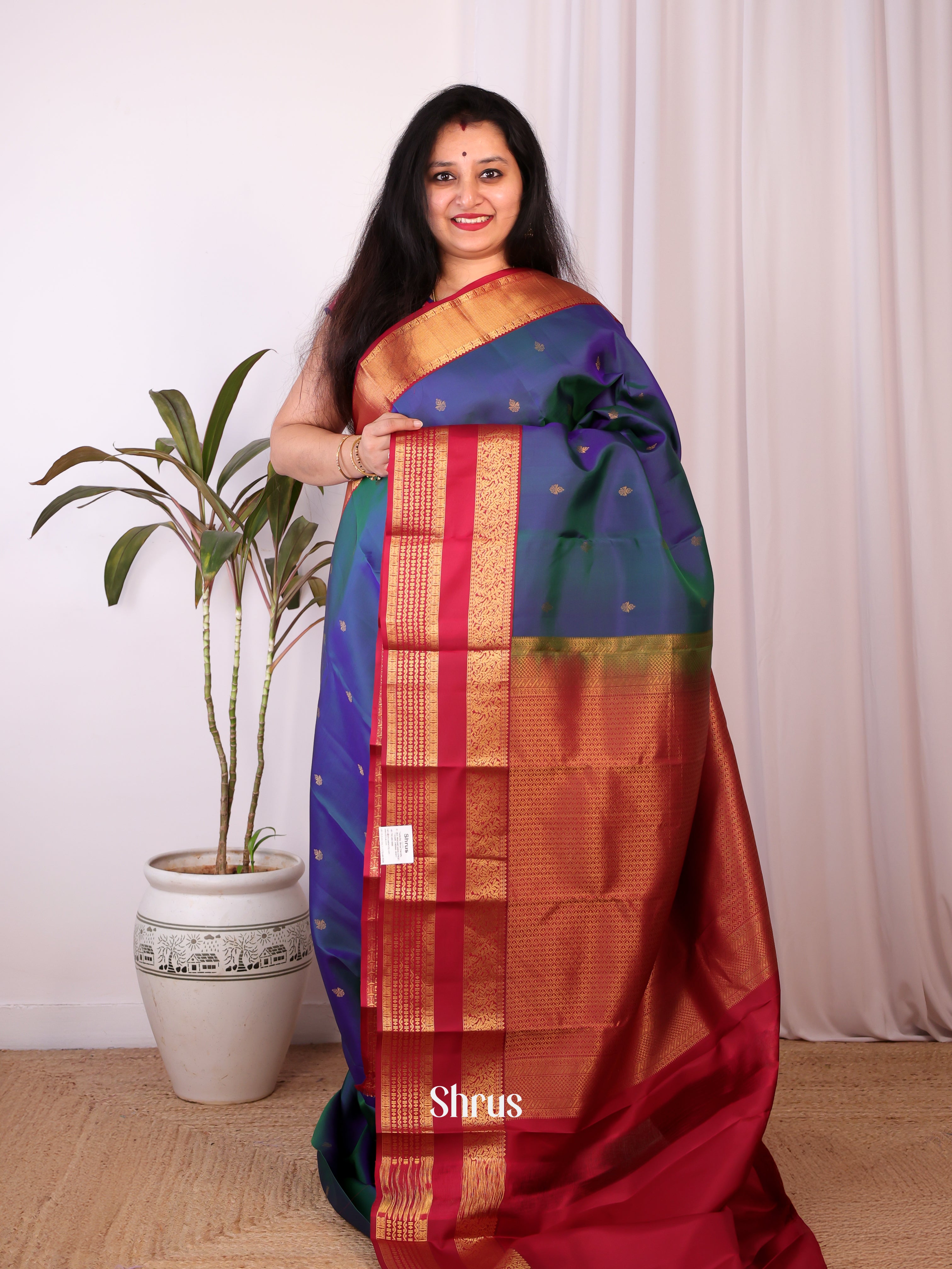 Peacock Blue & Maroon - Kanchipuram silk Saree - Shop on Shrus.com