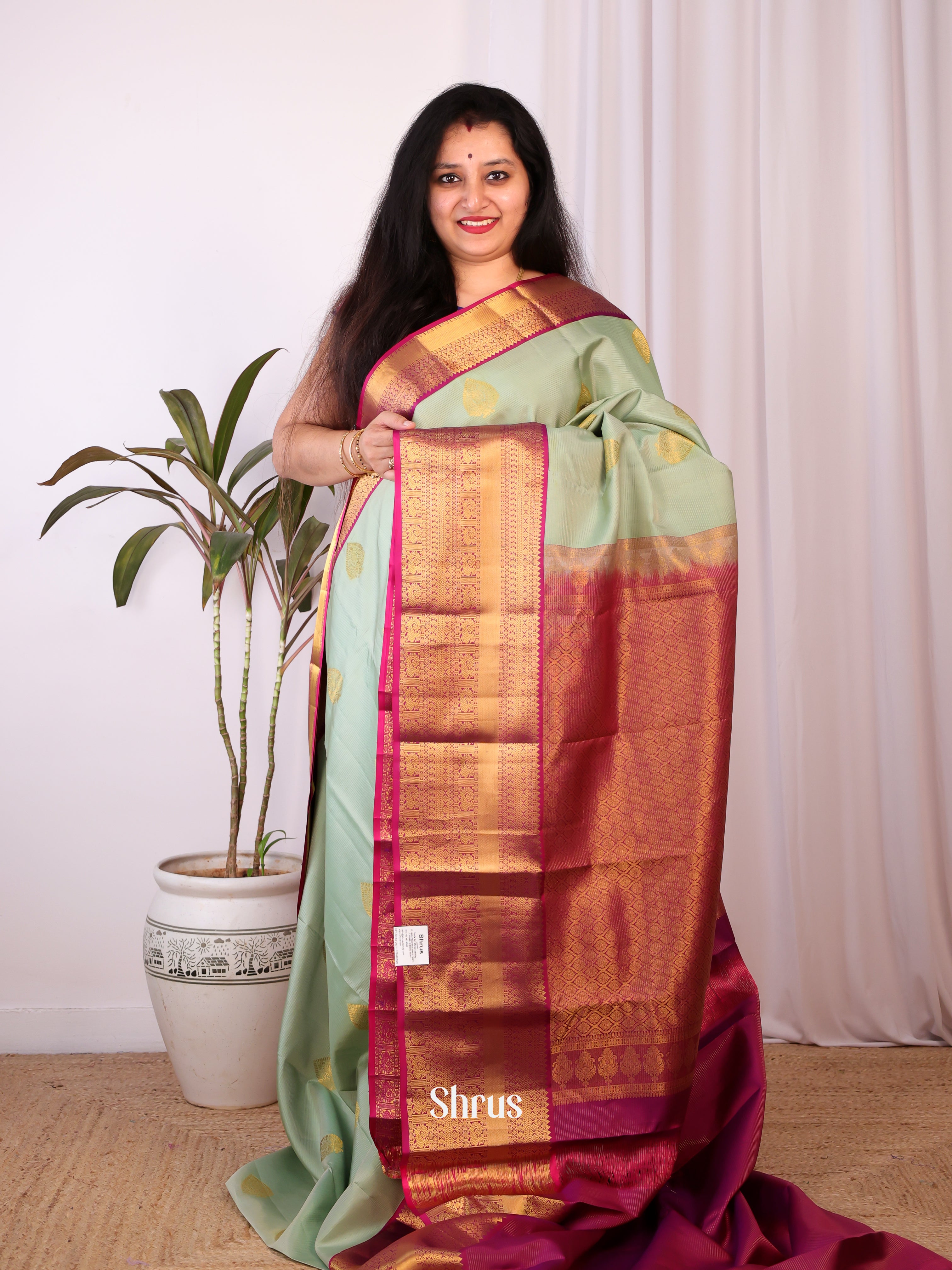 Green & Maroon - Kanchipuram silk Saree - Shop on Shrus.com