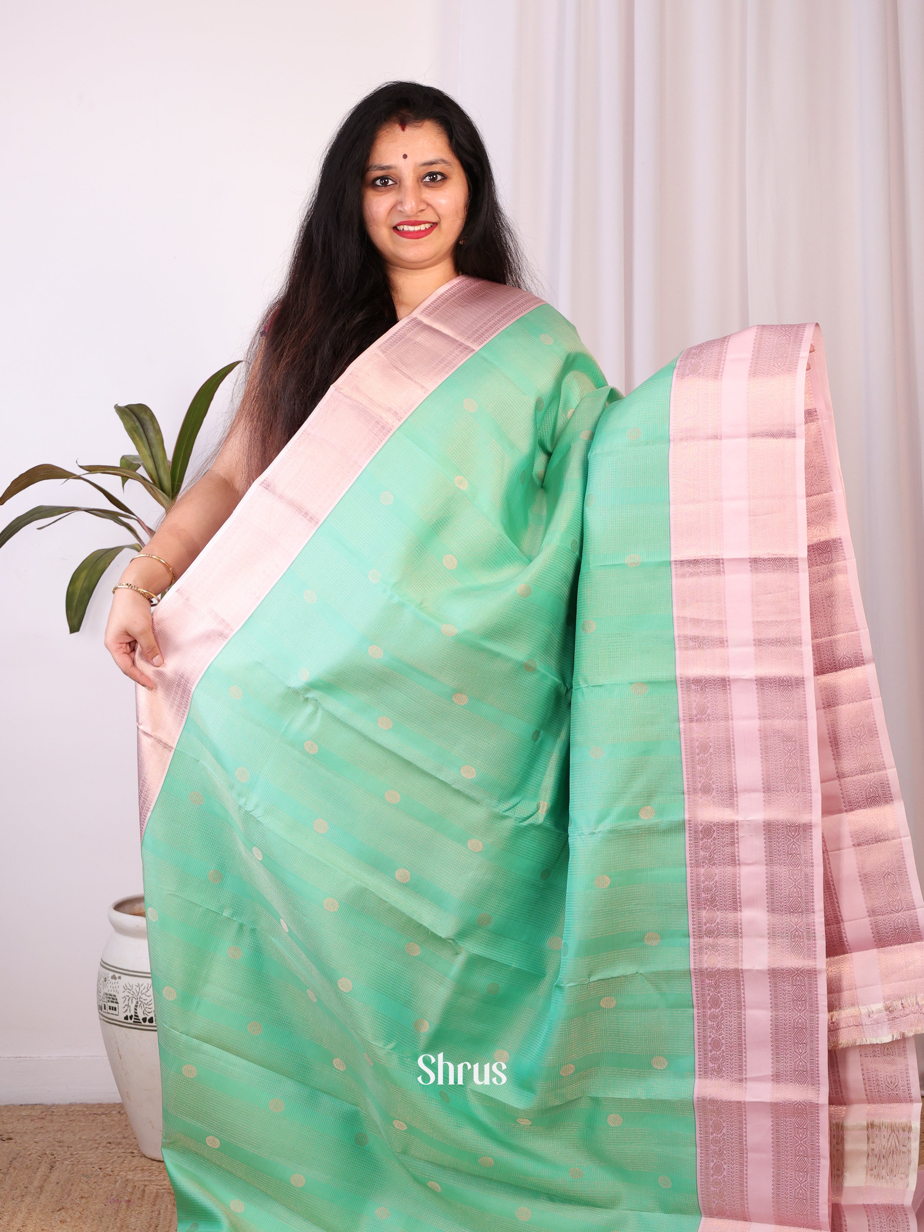Green & Mauve - Kanchipuram silk Saree - Shop on Shrus.com