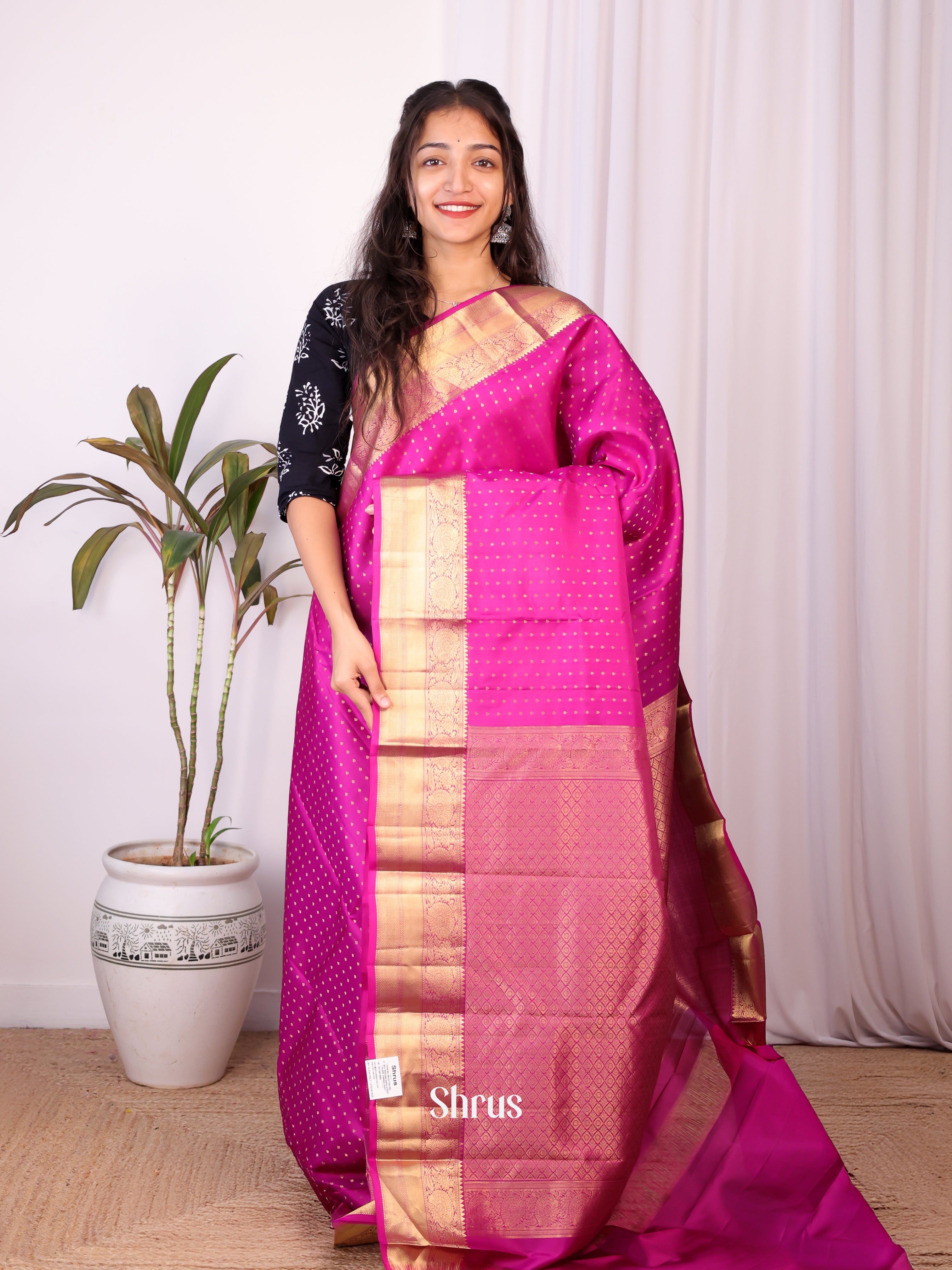 Majenta(Single Tone)- Kanchipuram silk Saree - Shop on Shrus.com