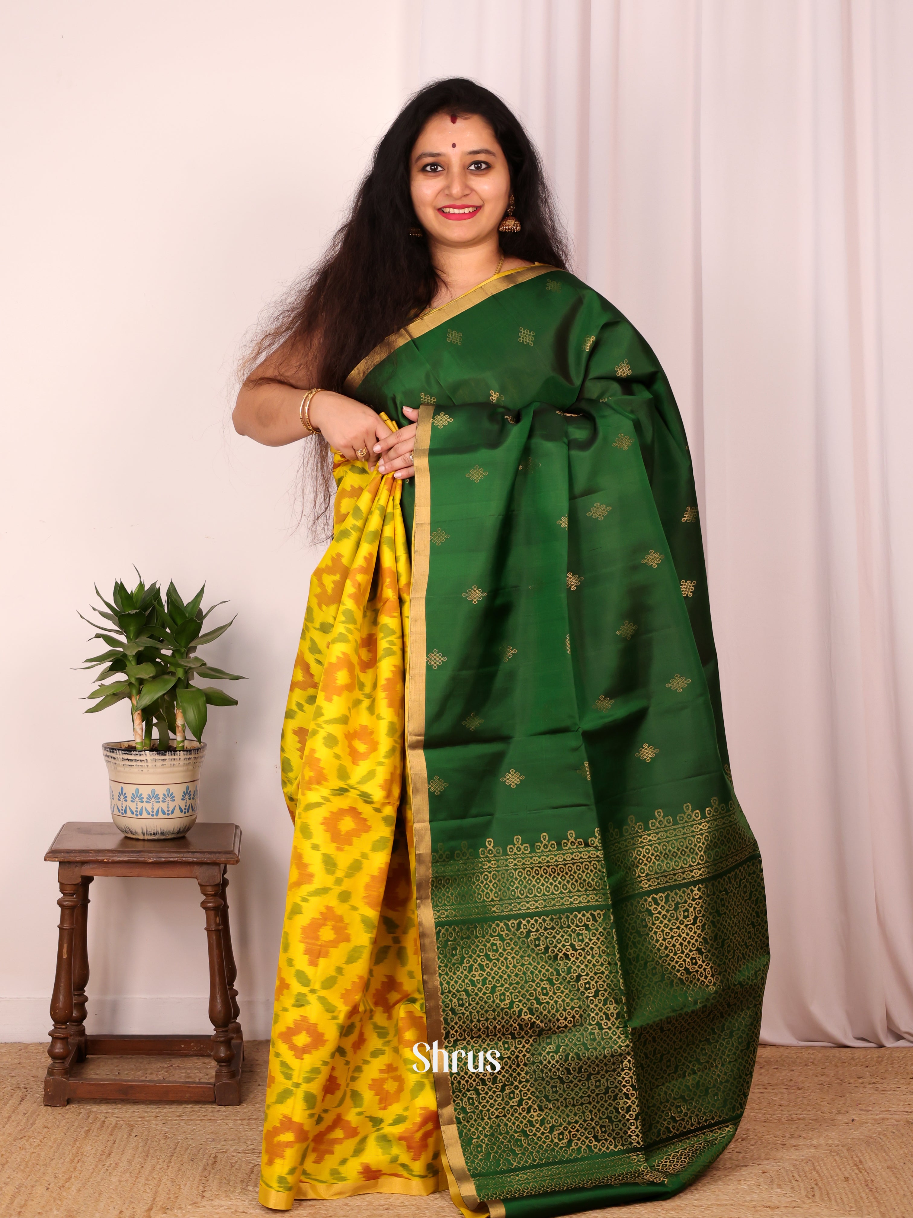 CKS18005 - Soft Silk Saree - Shop on Shrus.com
