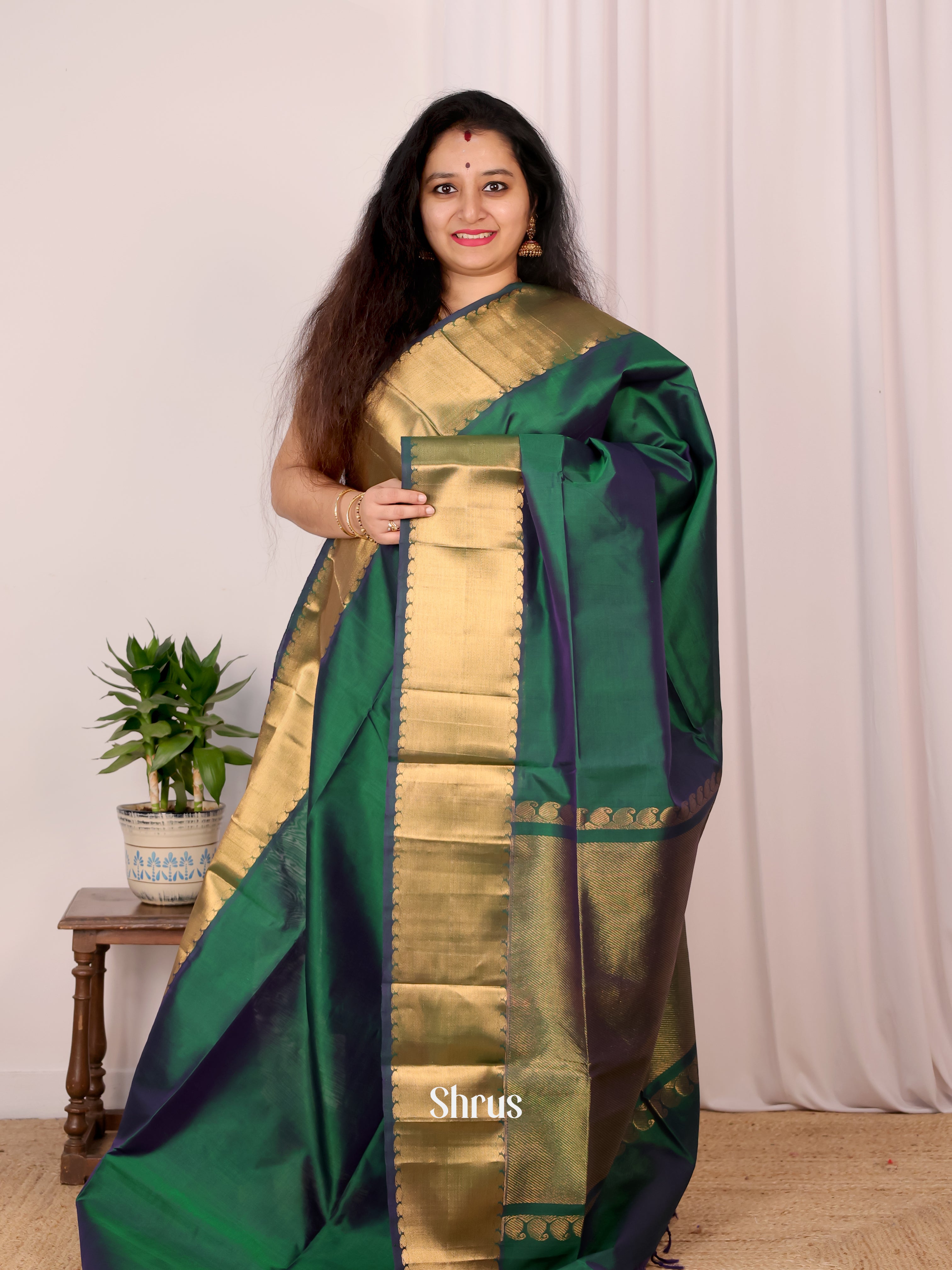 Green(Single Tone) - Silk Cotton Saree - Shop on Shrus.com