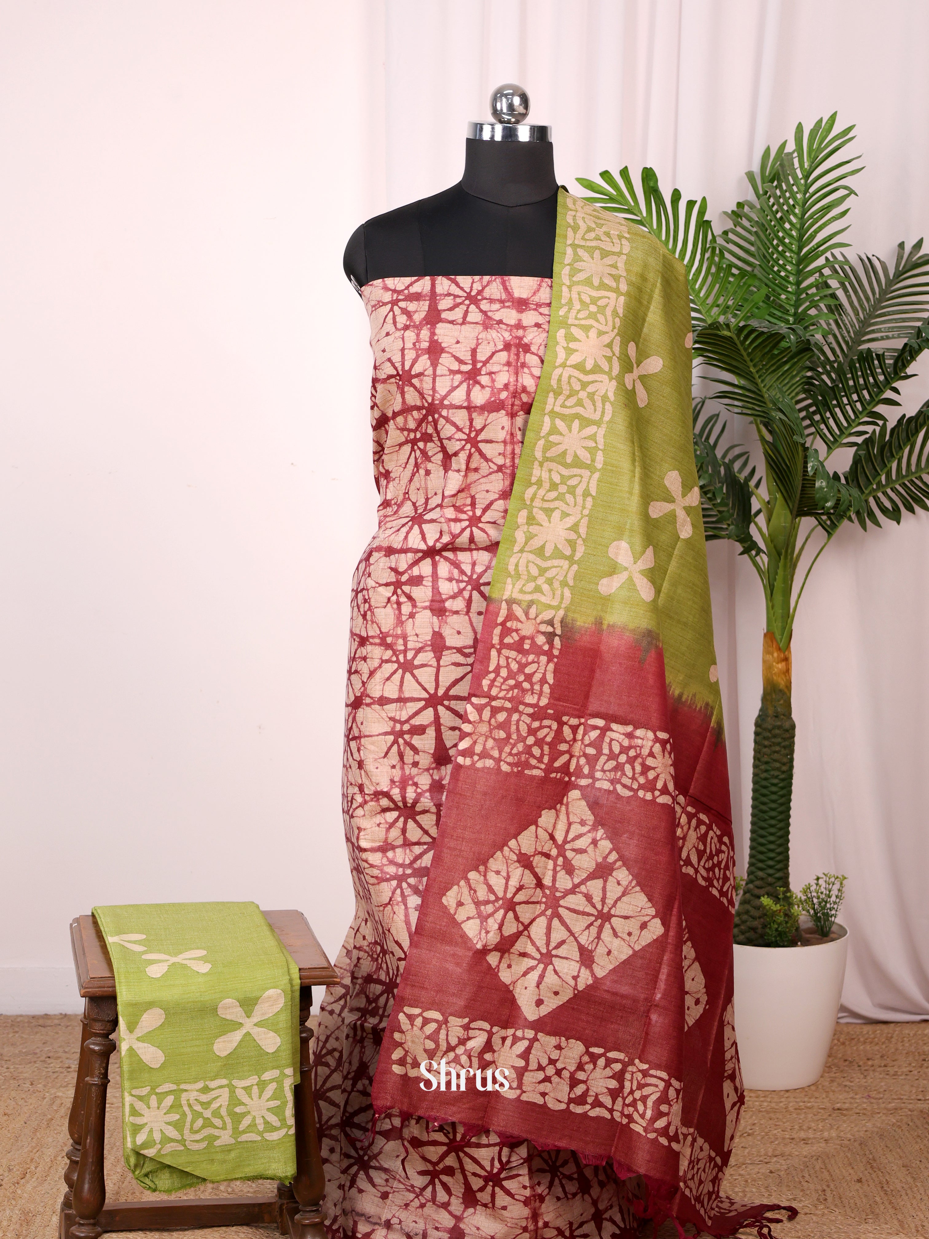 Red & Green- Bhatik salwar - Shop on Shrus.com