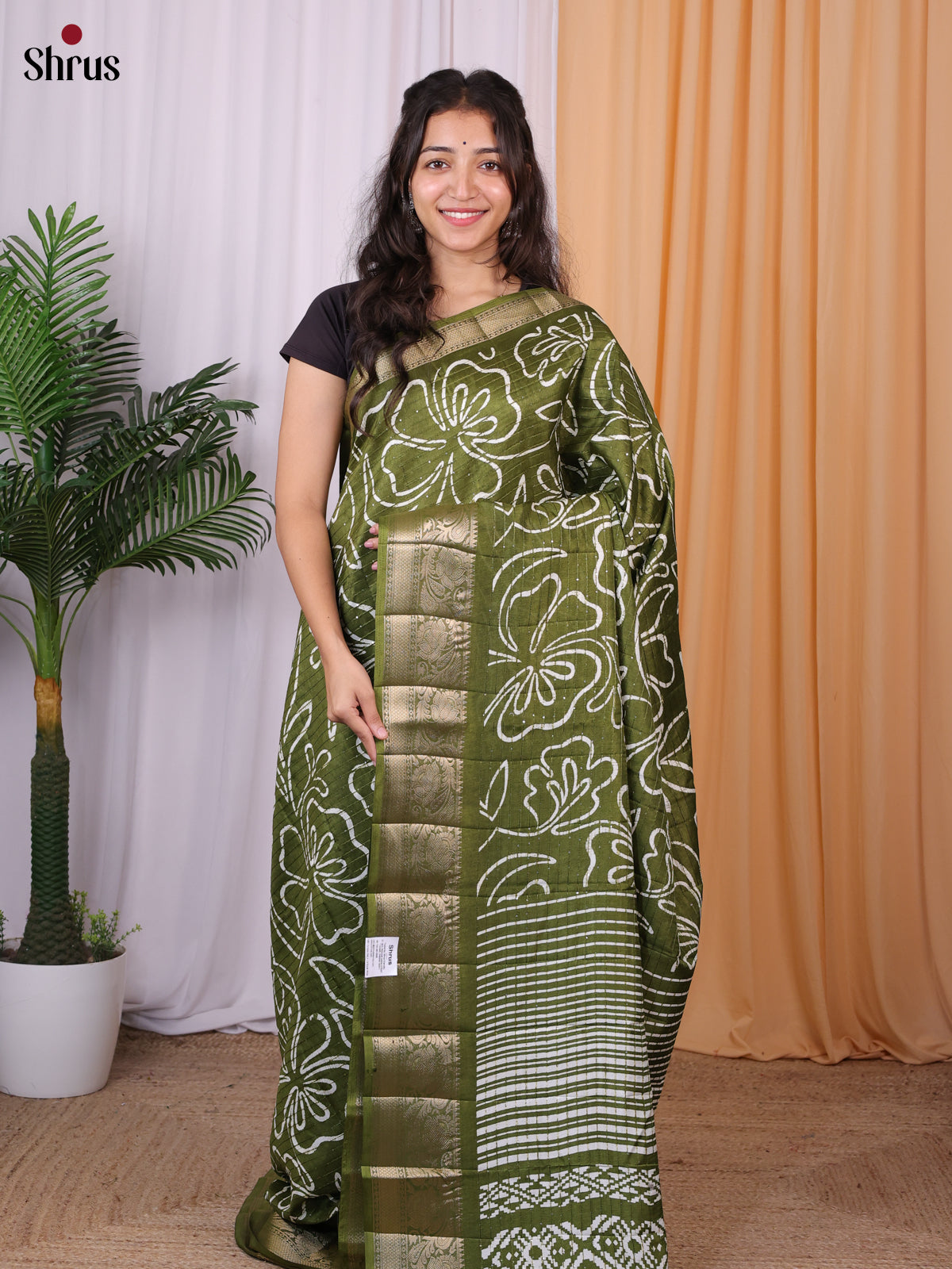 Green - Semi Tussar Saree - Shop on Shrus.com