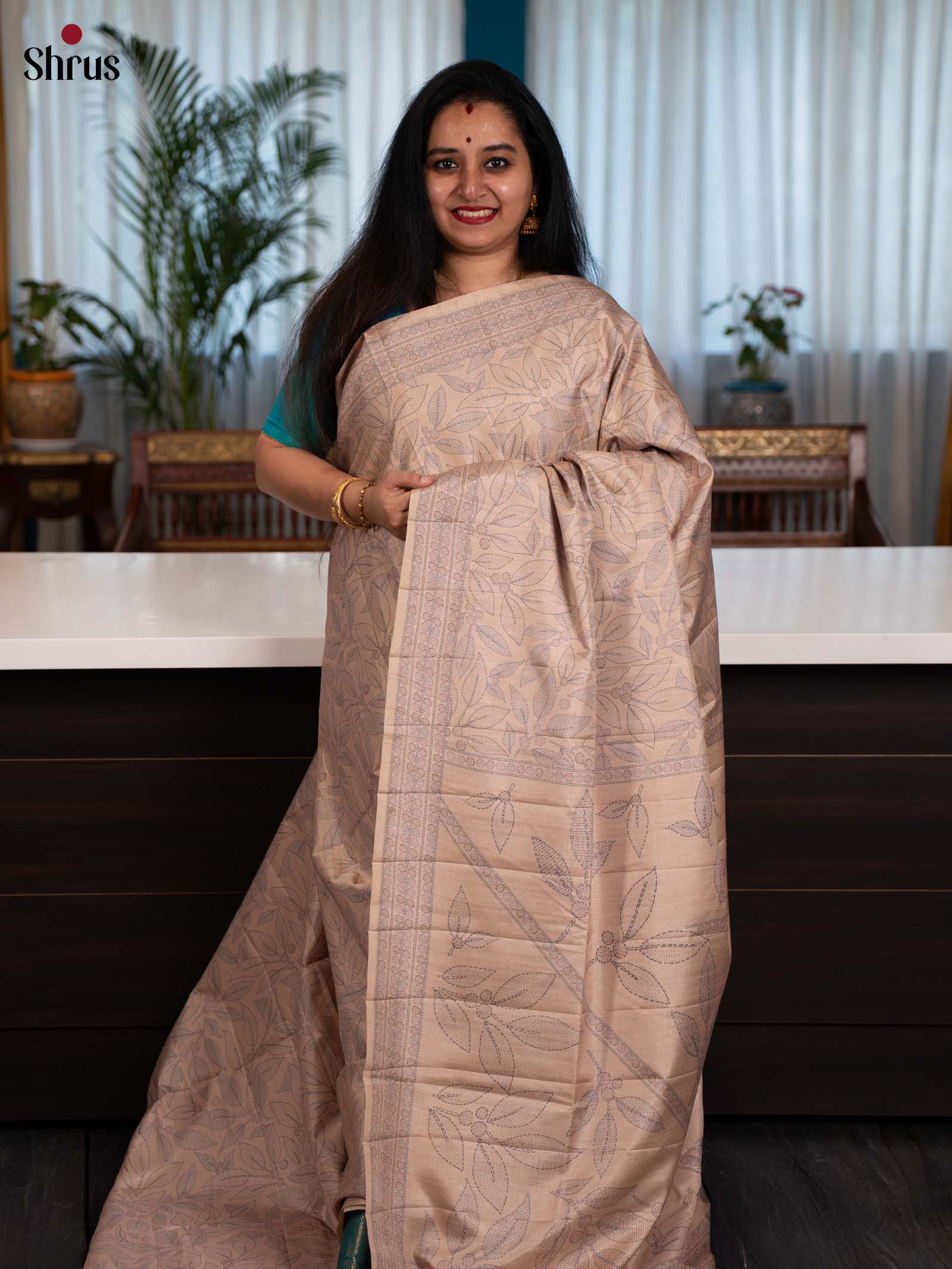 Peach - Printed Tussar Saree - Shop on Shrus.com