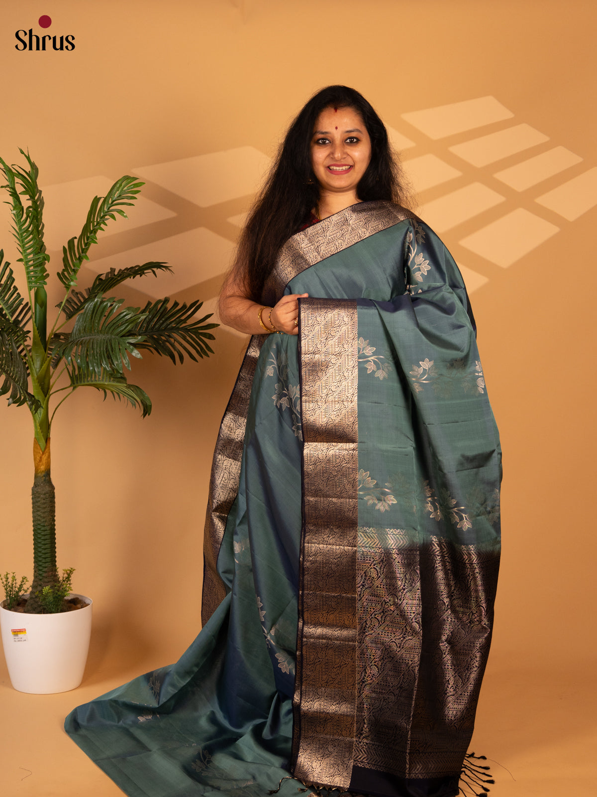 Green - Soft Silk Saree - Shop on Shrus.com