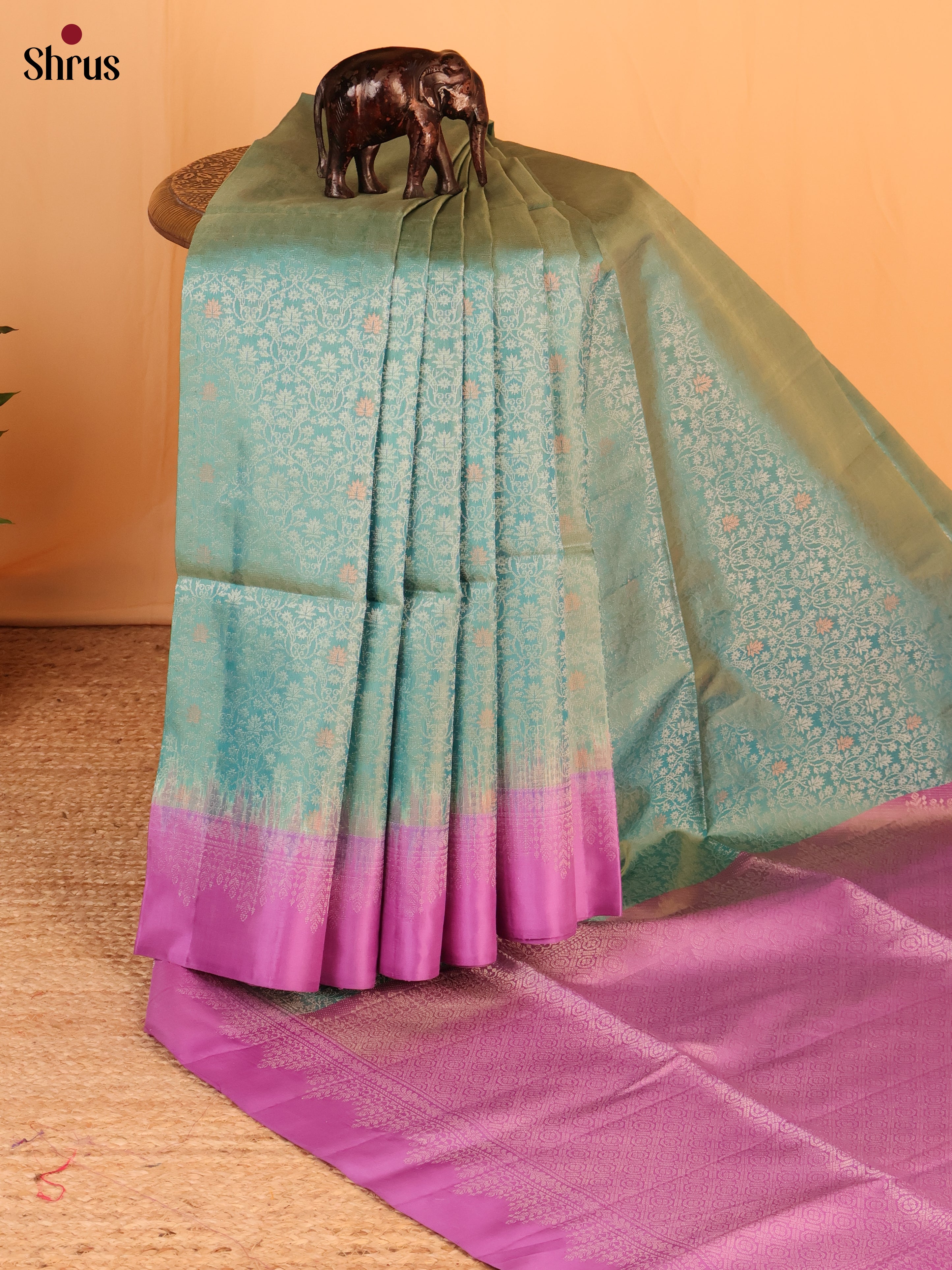 Green & Majenta- Soft Silk Saree - Shop on Shrus.com