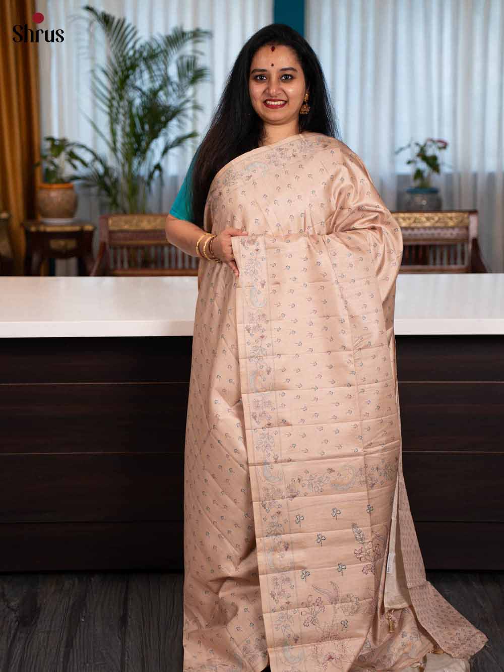 Peach - Printed Tussar Saree - Shop on Shrus.com