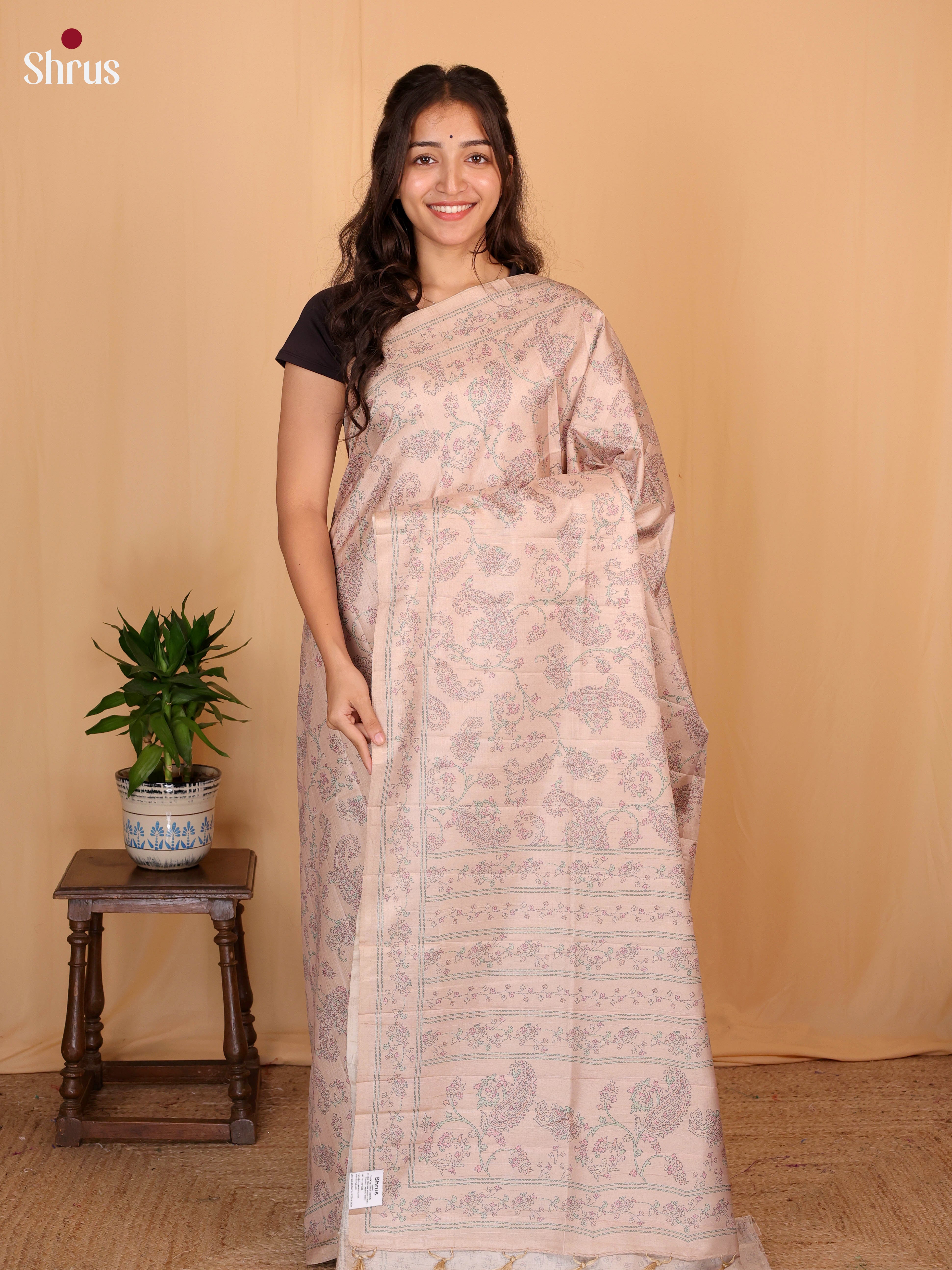 Peachish Pink- Printed Tussar Saree - Shop on Shrus.com