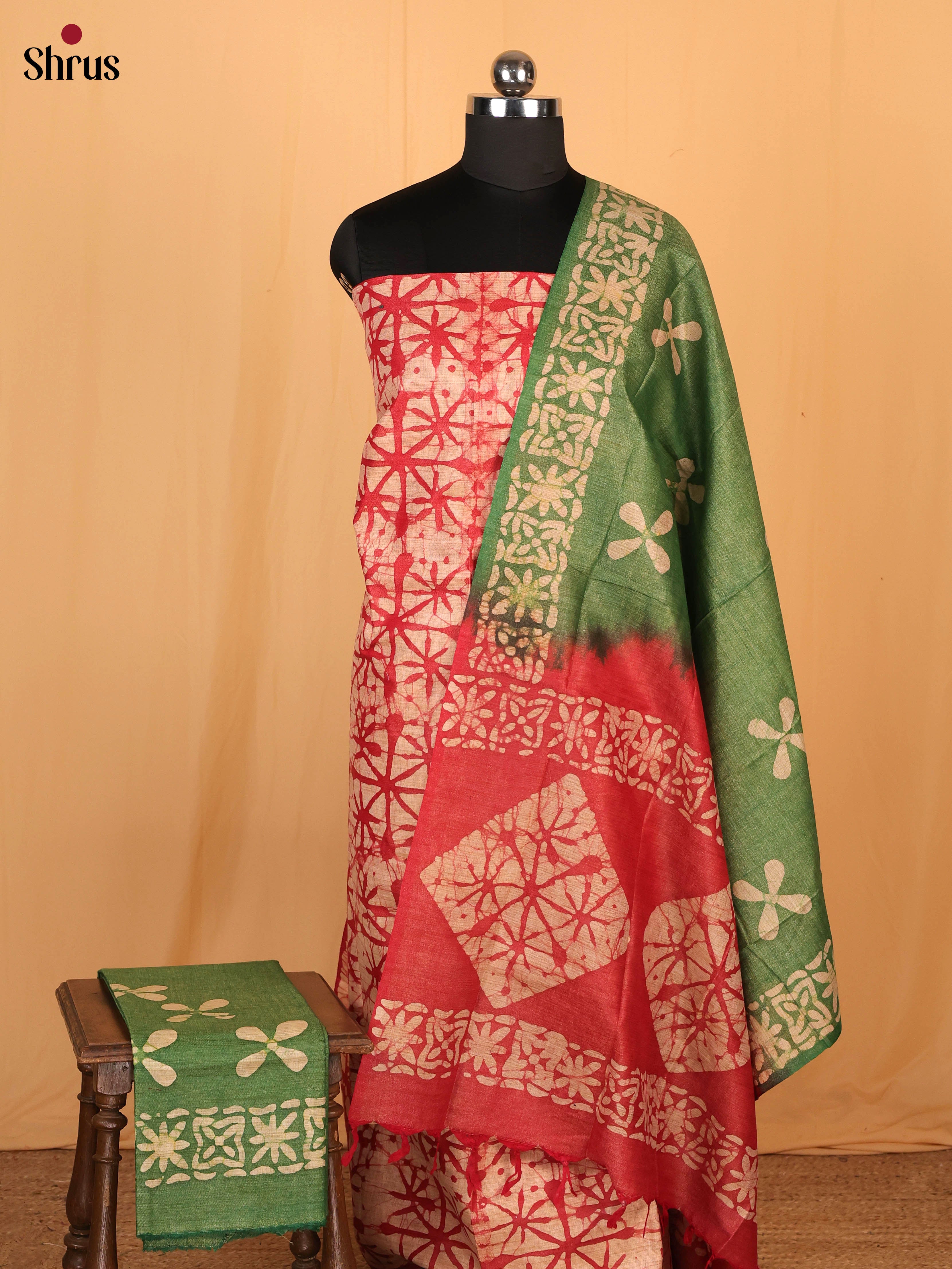 Red & green - Bhatik salwar - Shop on Shrus.com