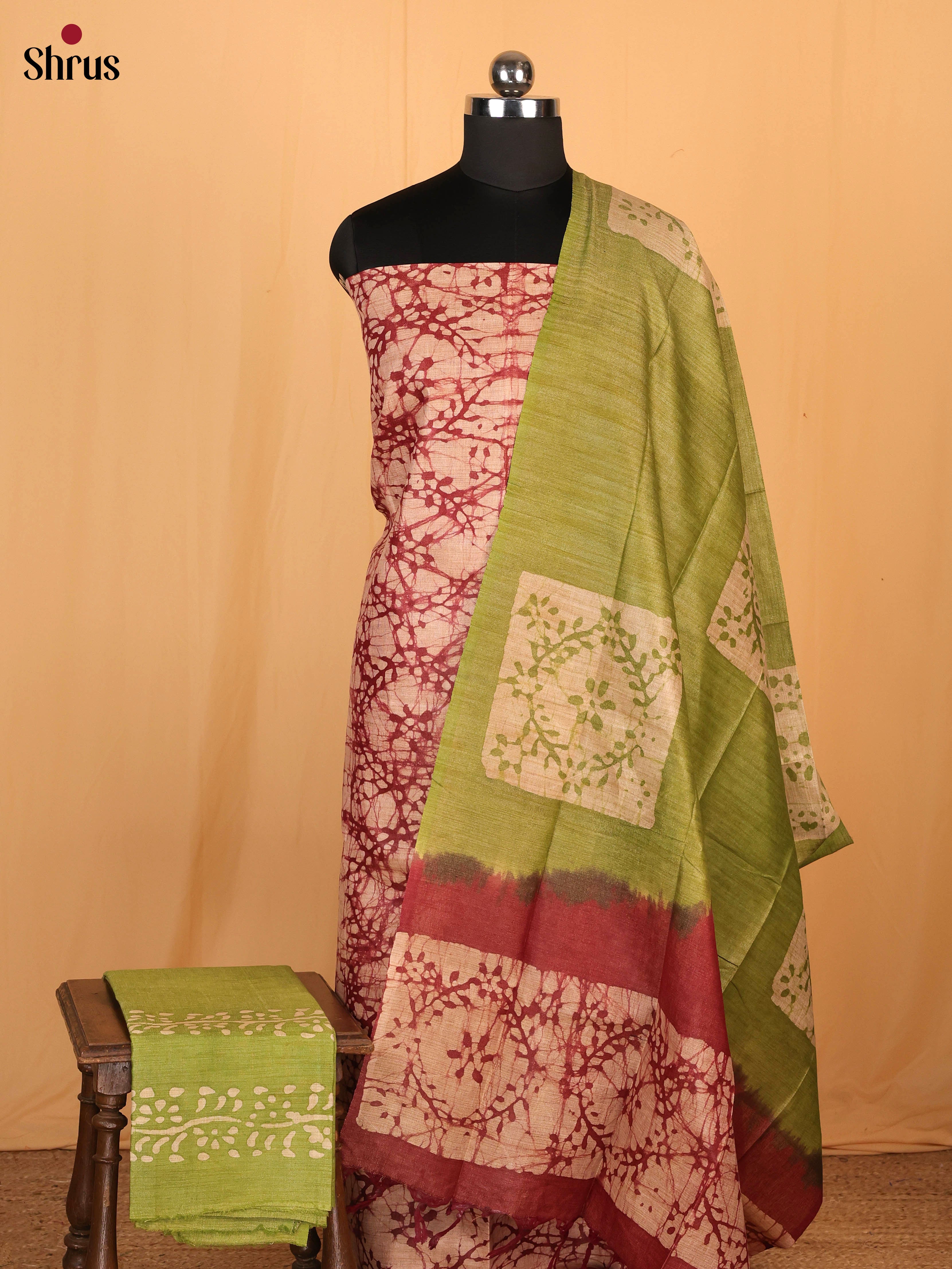 Maroon & Green - Bhatik salwar - Shop on Shrus.com