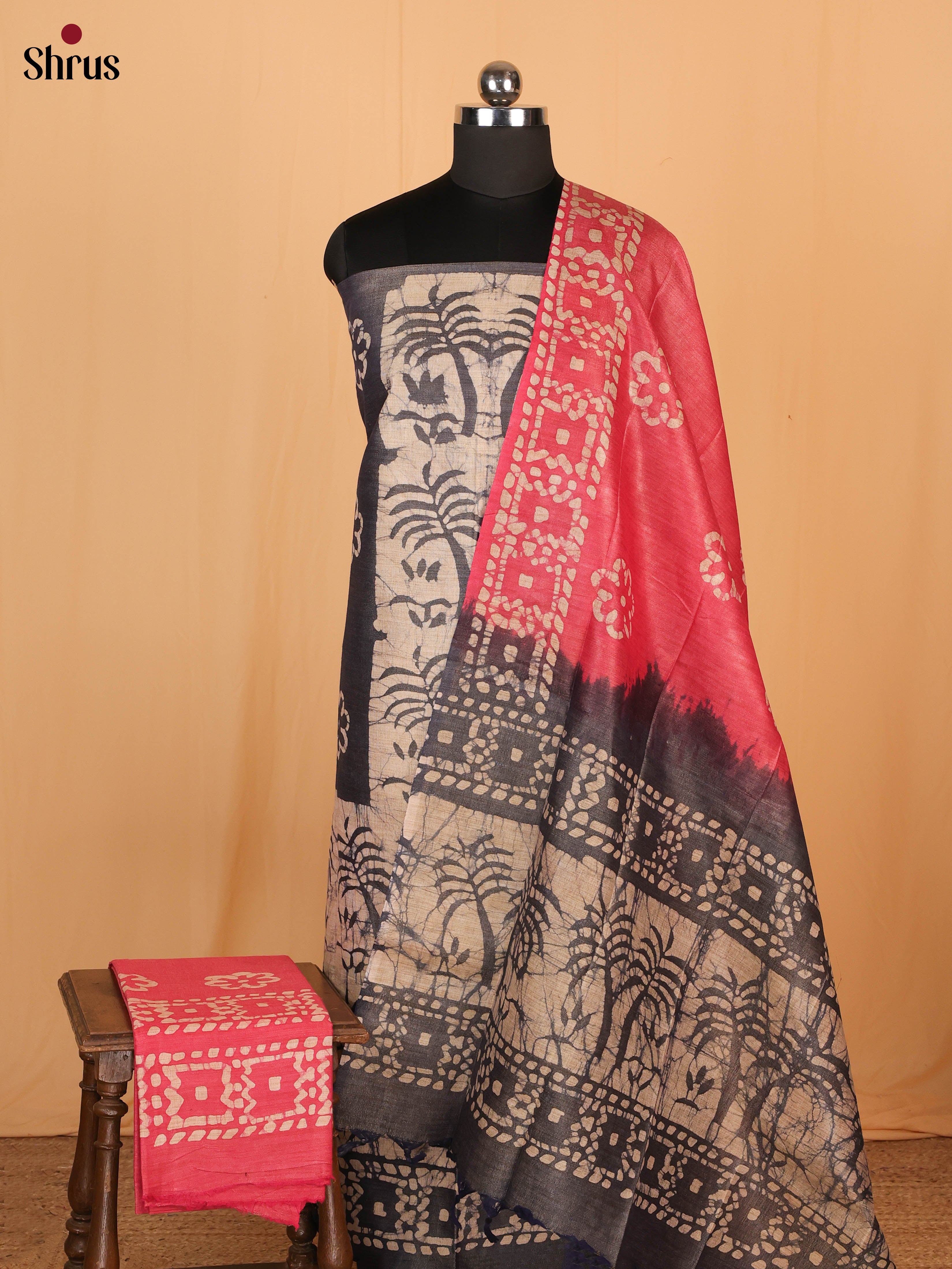 Black & Pink - Bhatik salwar - Shop on Shrus.com