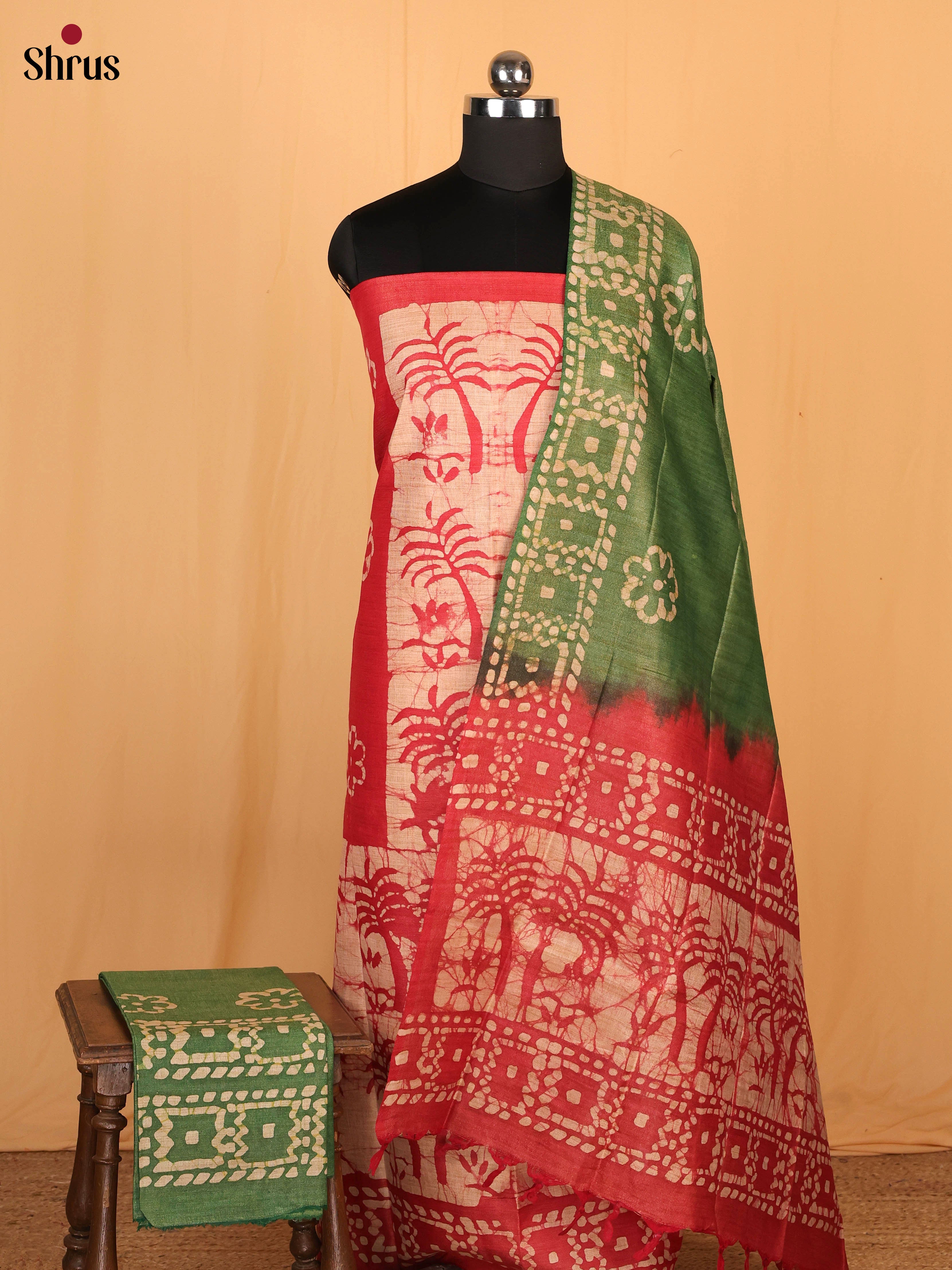 Red & Green - Bhatik salwar - Shop on Shrus.com