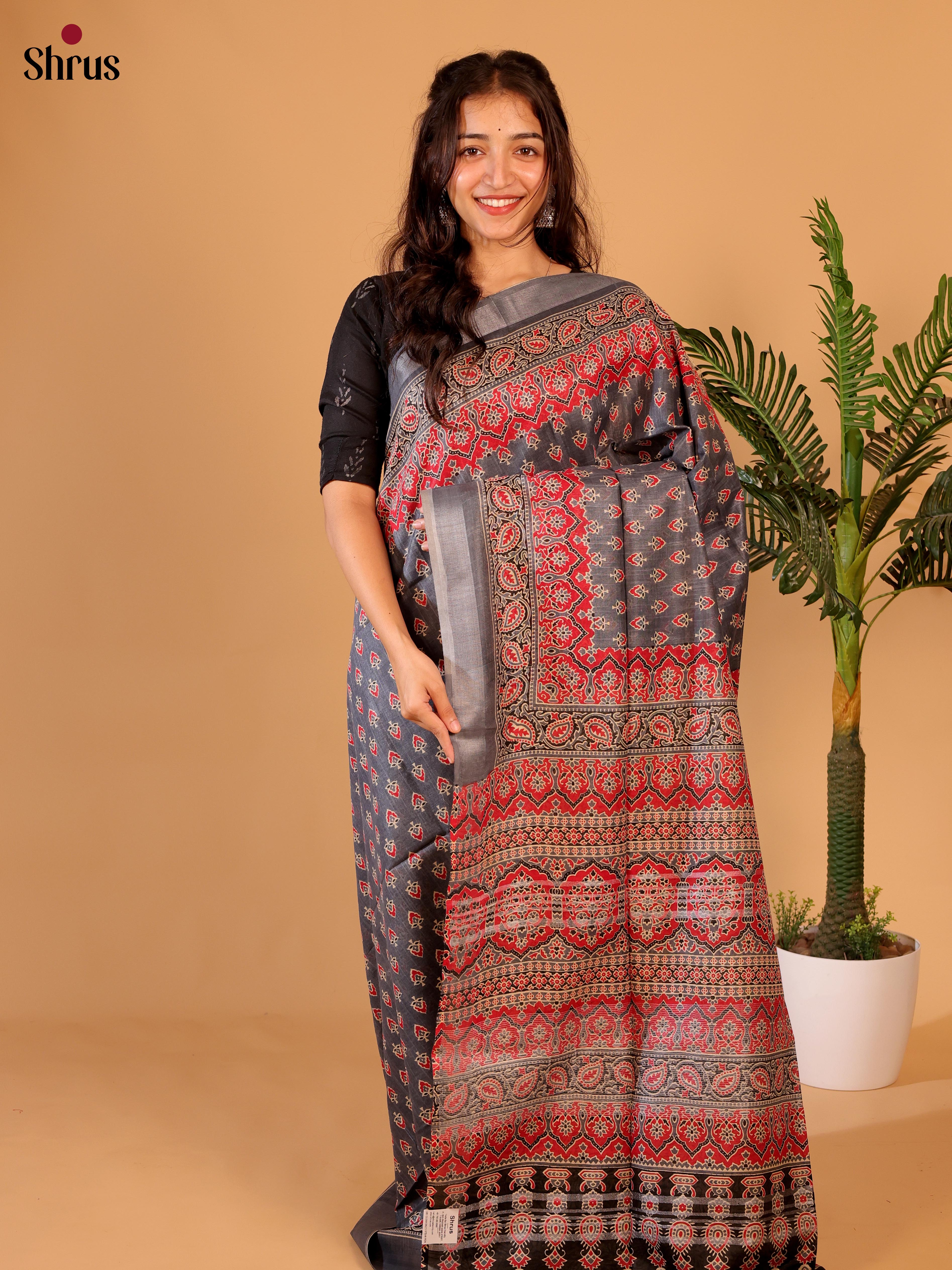 Grey & Red - Linen Cotton Saree - Shop on Shrus.com