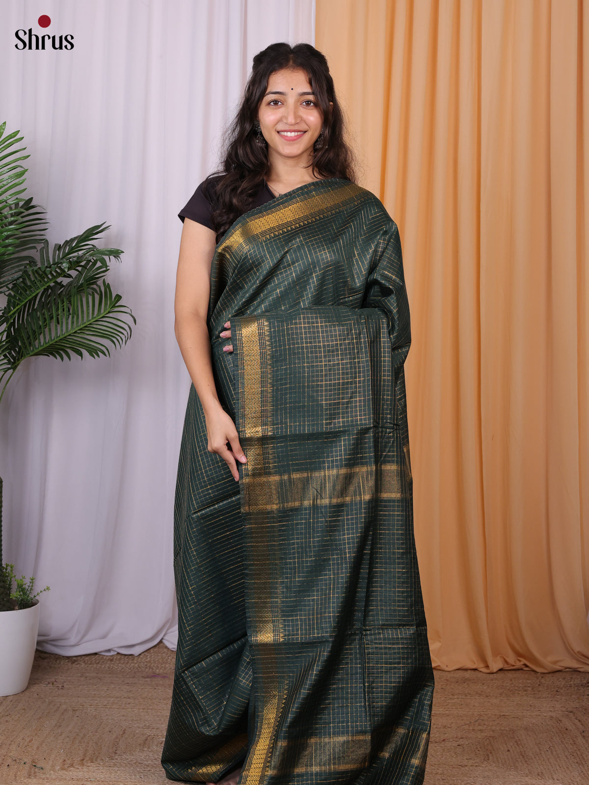 Dark Green - Semi Tussar Saree - Shop on Shrus.com