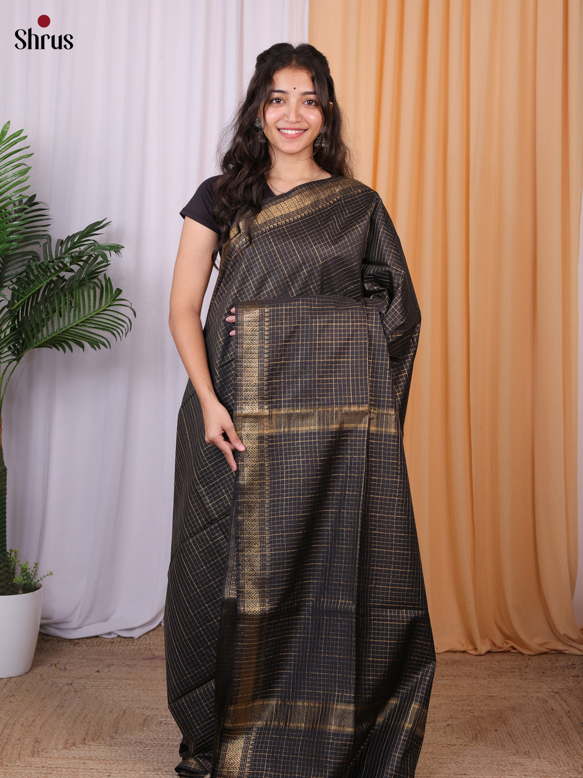 CKS26048 - Semi Tussar Saree - Shop on Shrus.com