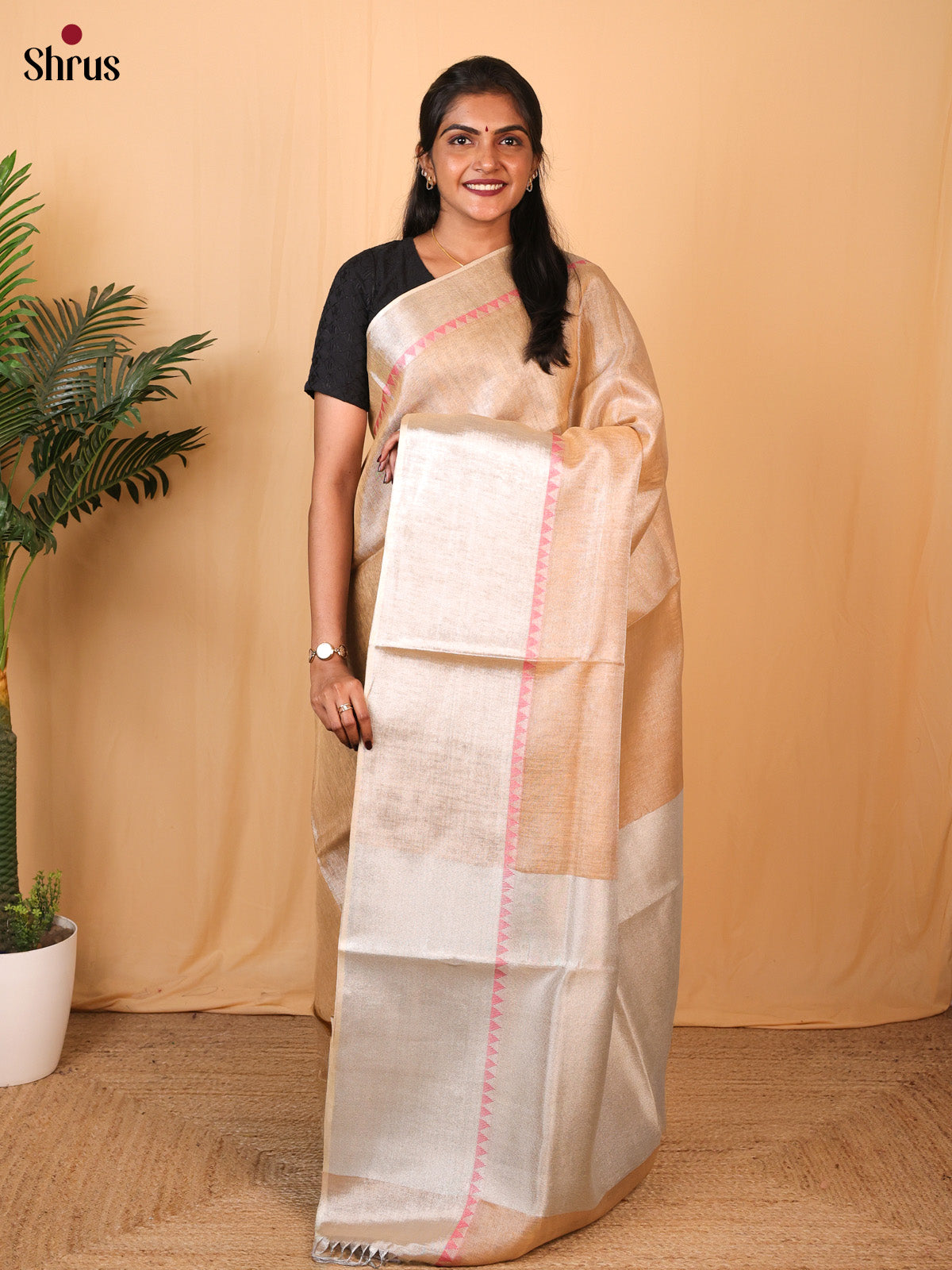 Peach - Linen Saree - Shop on Shrus.com