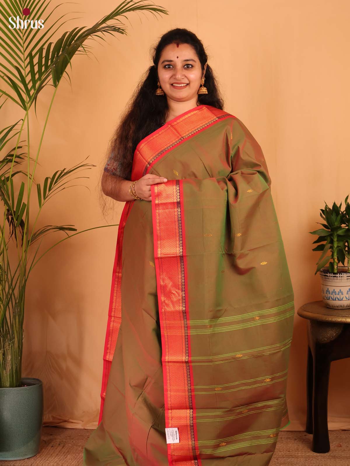 Double Shaded Green & Red - Chettinad Cotton Saree - Shop on Shrus.com