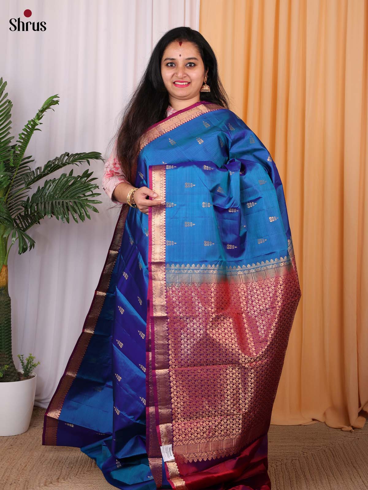 CKS29097 - Kanchipuram silk Saree - Shop on Shrus.com