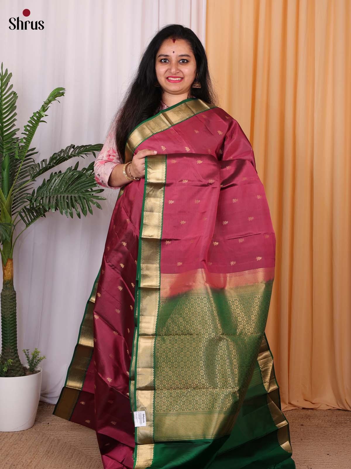 Maroon & Green - Kanchipuram silk Saree - Shop on Shrus.com