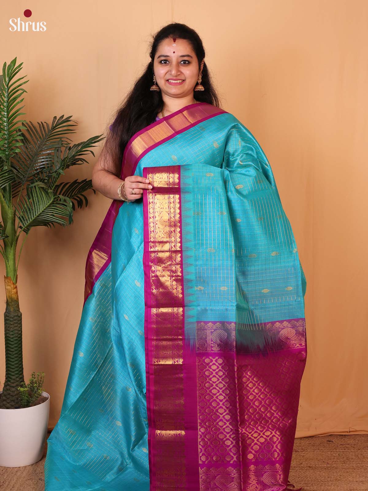 Blue & Majenta - Silk Cotton Saree - Shop on Shrus.com
