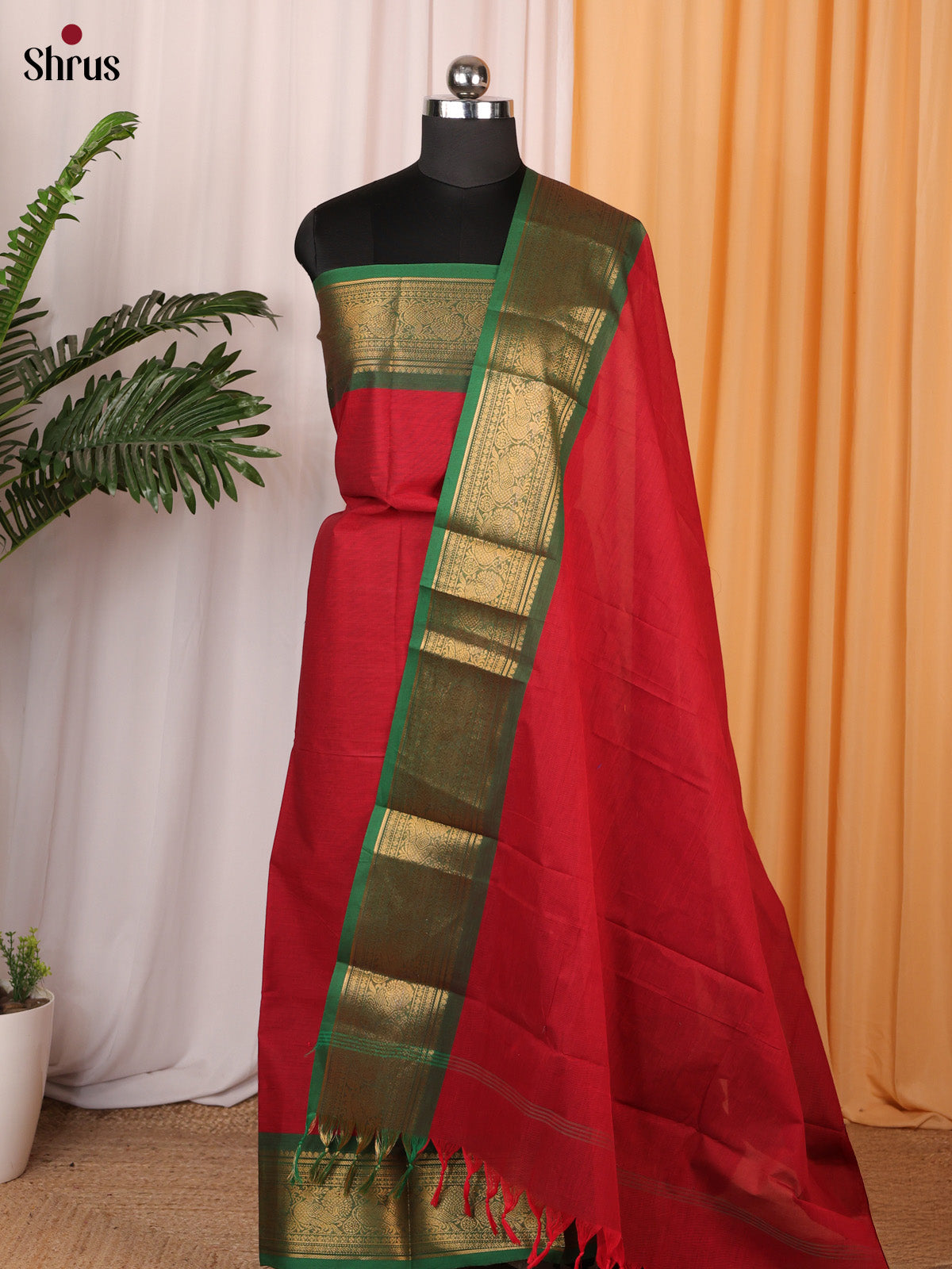 Red & Green - chettinad top & dupatta combo - Shop on Shrus.com