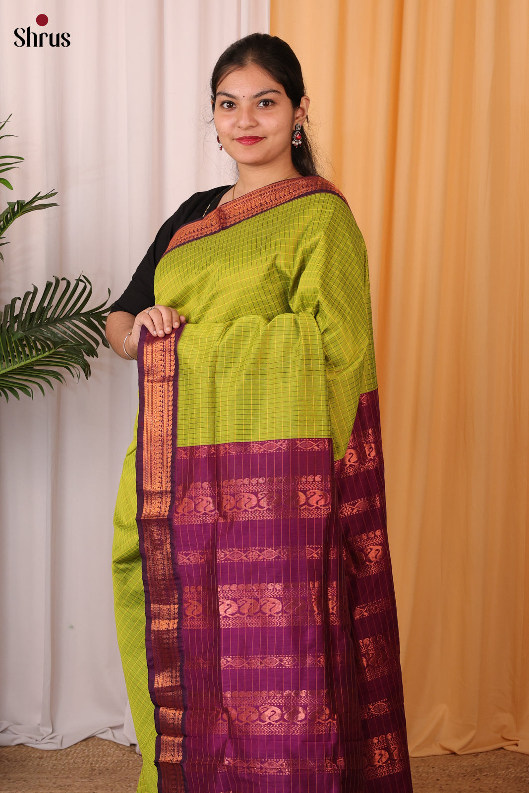 Green & Majenta - Kalyani Cotton Saree - Shop on Shrus.com