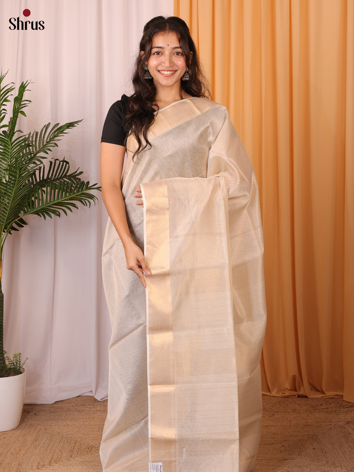 Cream(Single Tone) - Maheshwari silkcotton Saree - Shop on Shrus.com