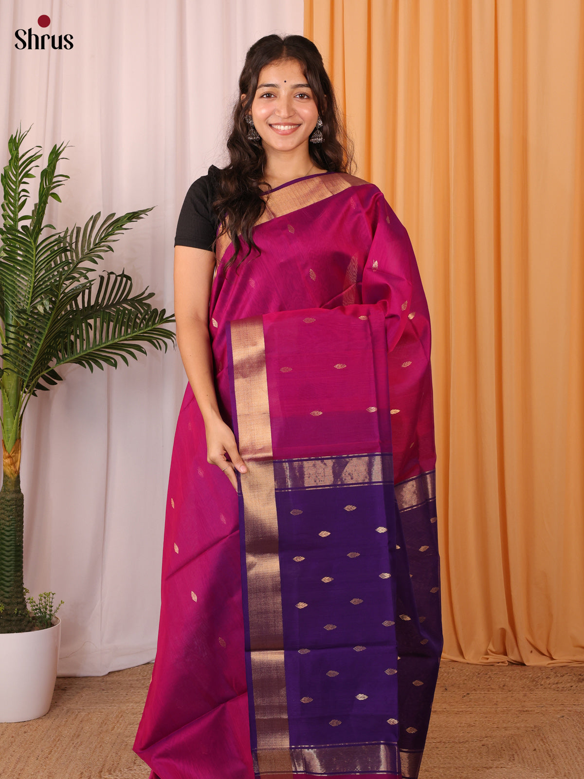 Majenta & Violet - Maheshwari silkcotton Saree - Shop on Shrus.com