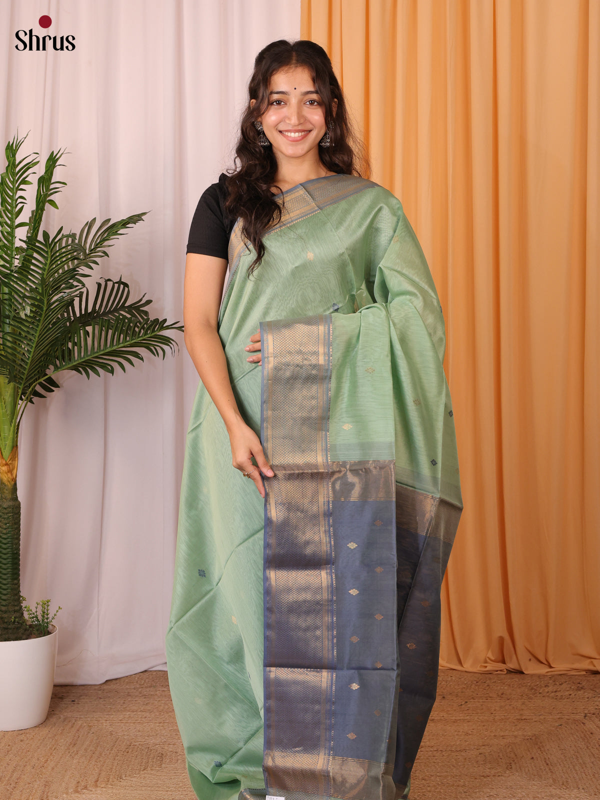 Green & Purple - Maheshwari silkcotton Saree - Shop on Shrus.com