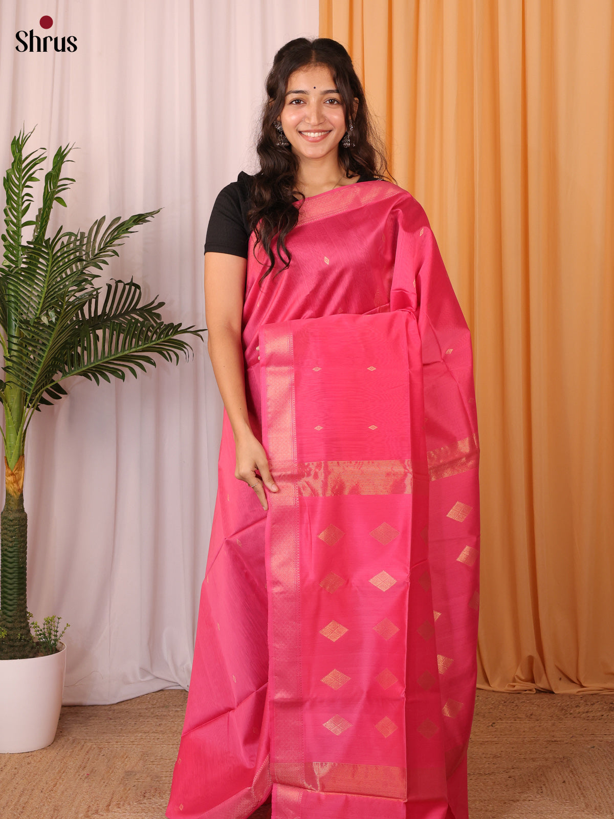 Pink(Single Tone) - Maheshwari silkcotton Saree - Shop on Shrus.com