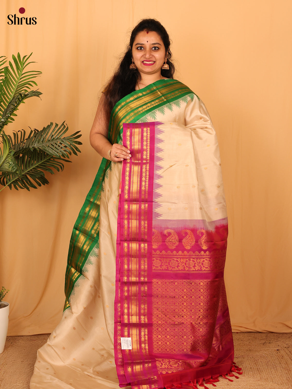 Cream & Pink - Gadwal silk Saree - Shop on Shrus.com