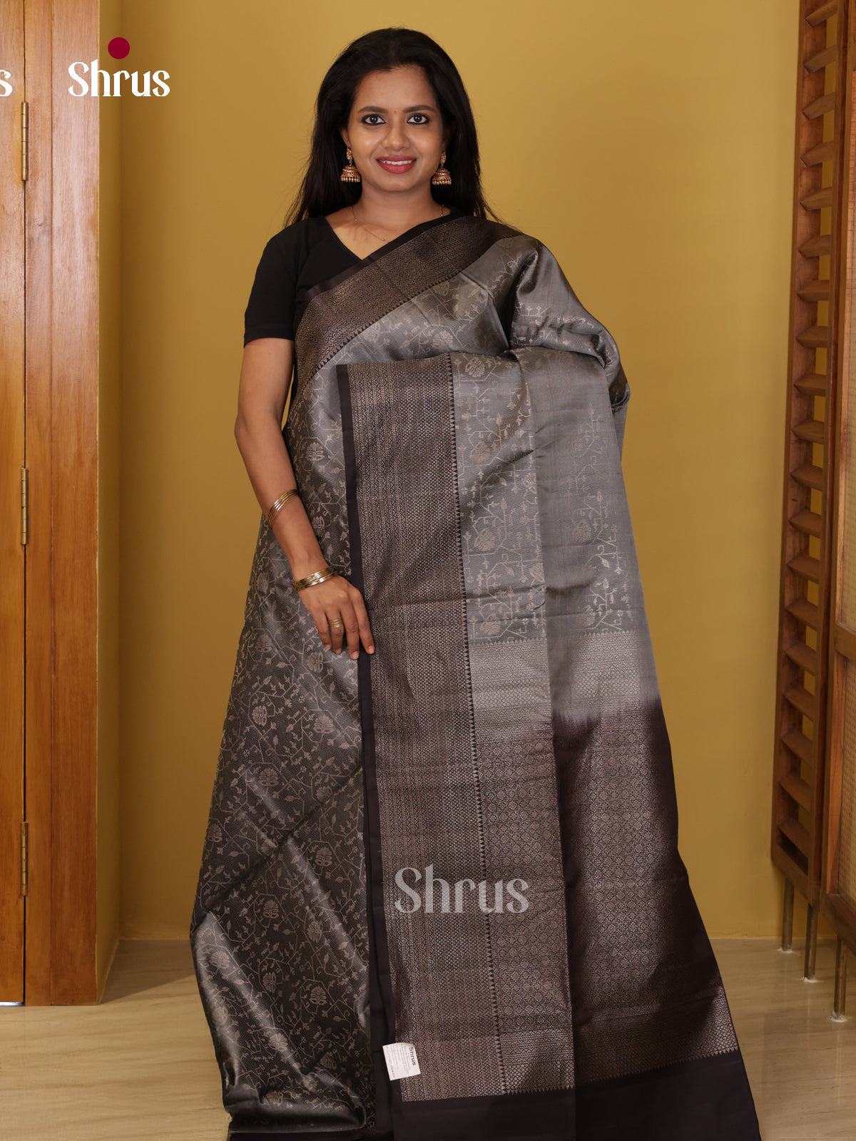 Buy Enchanting Charcoal Grey Soft Silk Saree With Silver Floral Creeper, Zari Border & Pallu