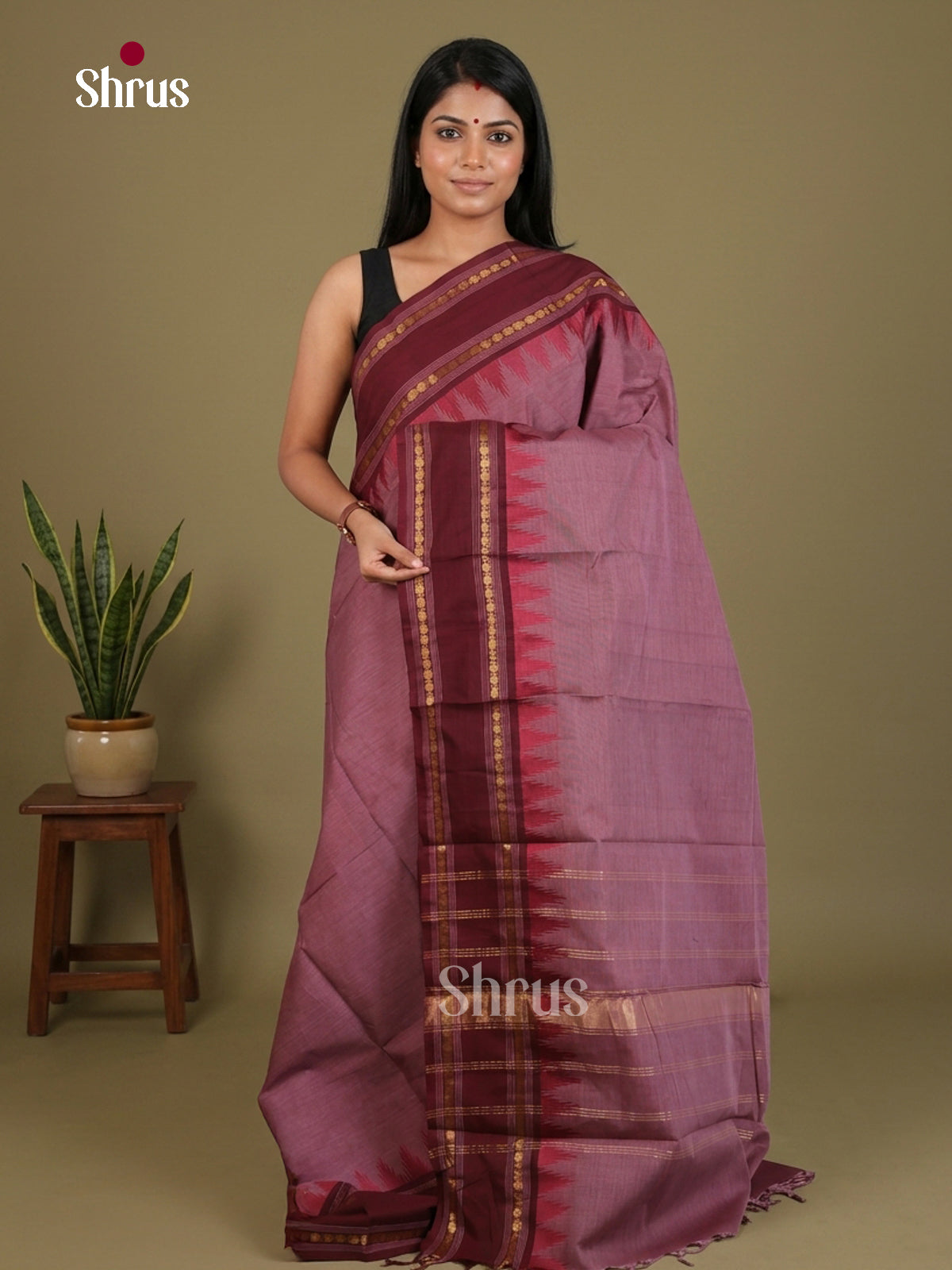 Charming Onion Pink Chettinad Cotton Saree With Maroon Rettapet Temple Border With Rudraksh Buttas