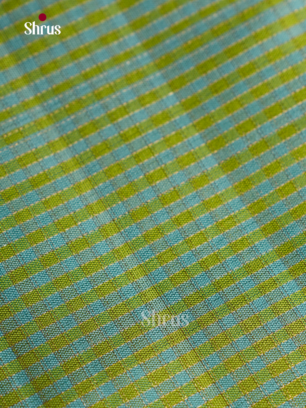 Chic Sea Green Kanchipuram Sarees With Intricate Checks Patterns & Purple Border With Paisley Motifs