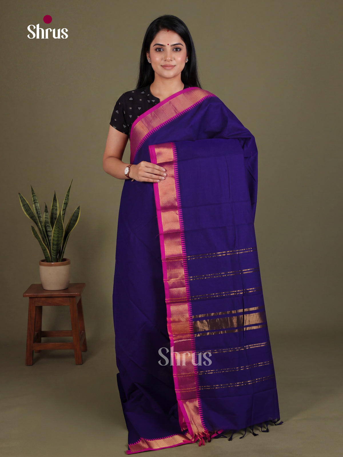 Classic Dark Blue Chettinad Cotton Saree With Small Pink Border & Zari Striped pallu - Shop on Shrus.com