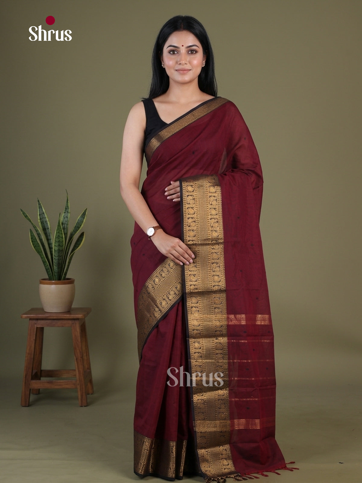 Classy Dark Maroon Pink Chettinad Cotton Saree With Thread Buttas & Black Zari Border