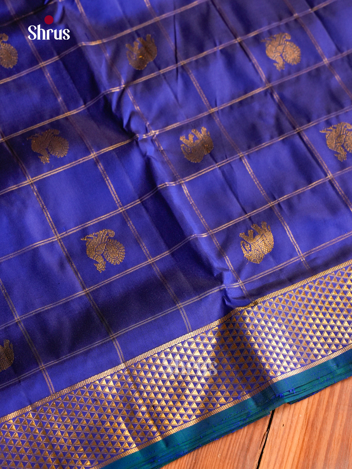 Classy Indigo 9Yards Kanchipuram Saree With Fine Stripes & Buttas | Self Zari Border & Pallu