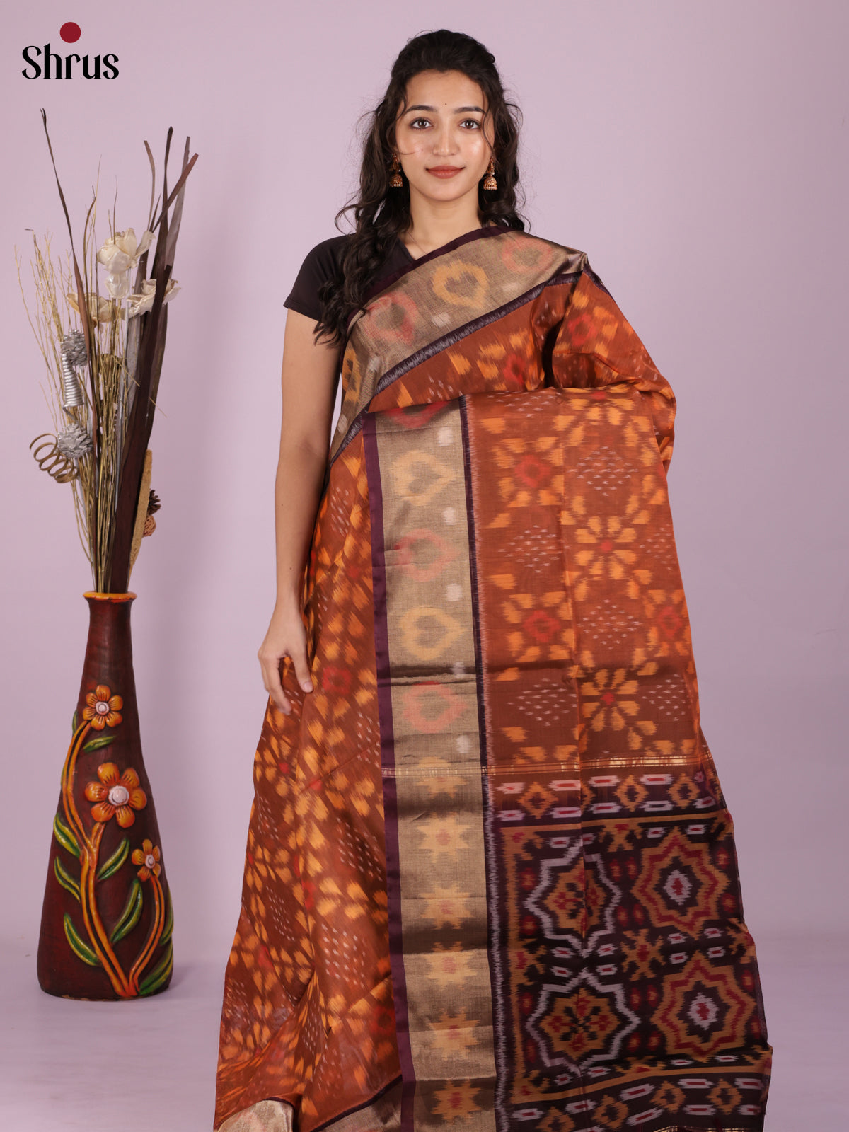 Buy Stylish Copper Pochampally Silk Cotton Saree With Ikat Motifs, Brown Border & Pallu