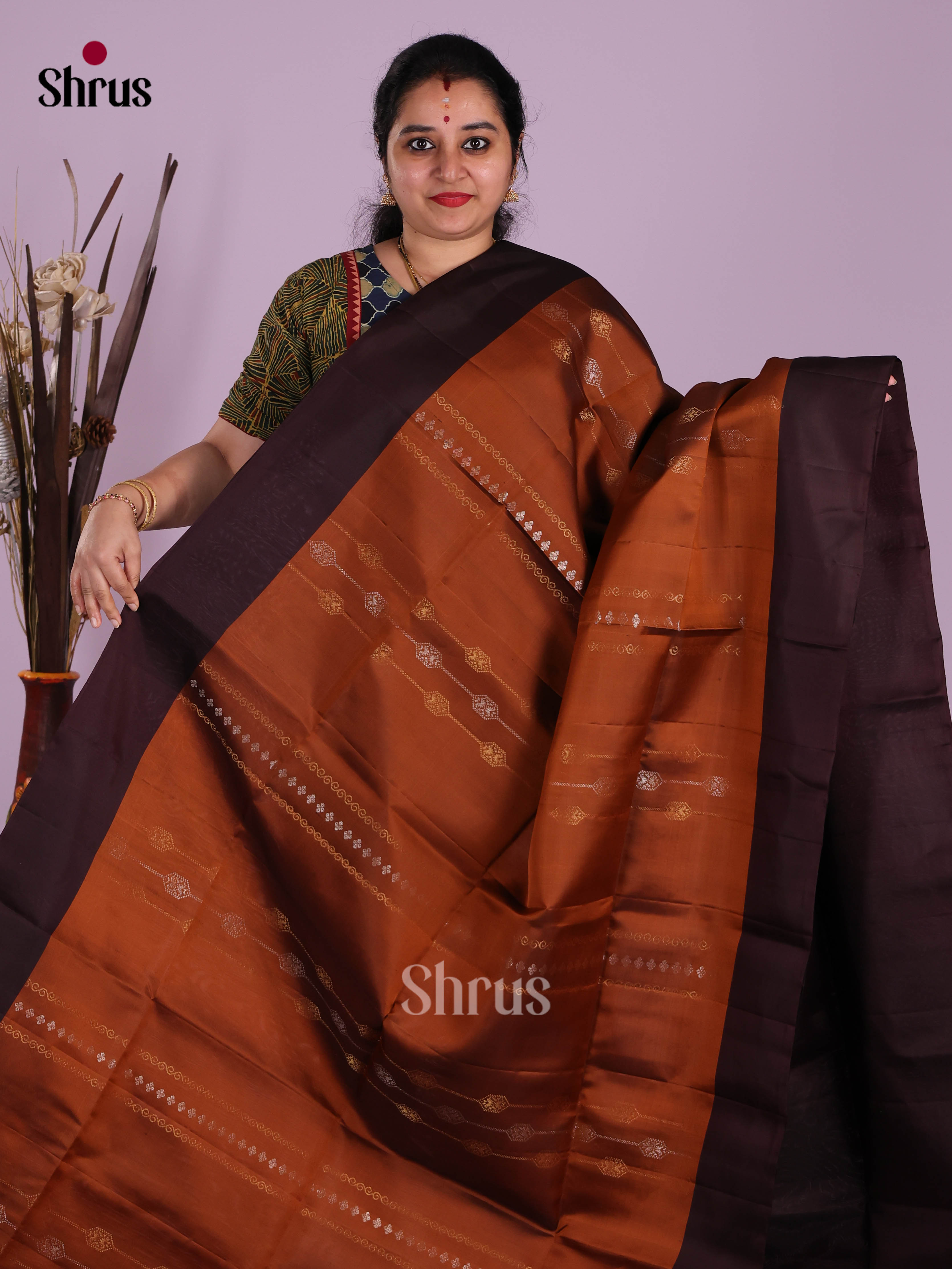 Buy Sophisticated Copper Pure Soft Silk Saree With Geometric Patterns, Brown Border & Brocade Pallu