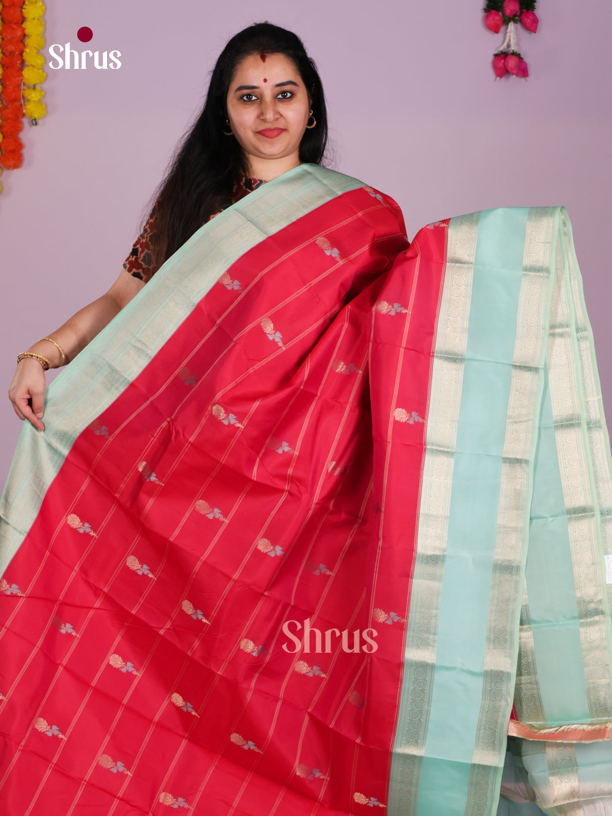 Buy Chic Coral Kanchipuram Sarees With Zari Woven Flowers, Lines & Mint Green Brocade Pallu