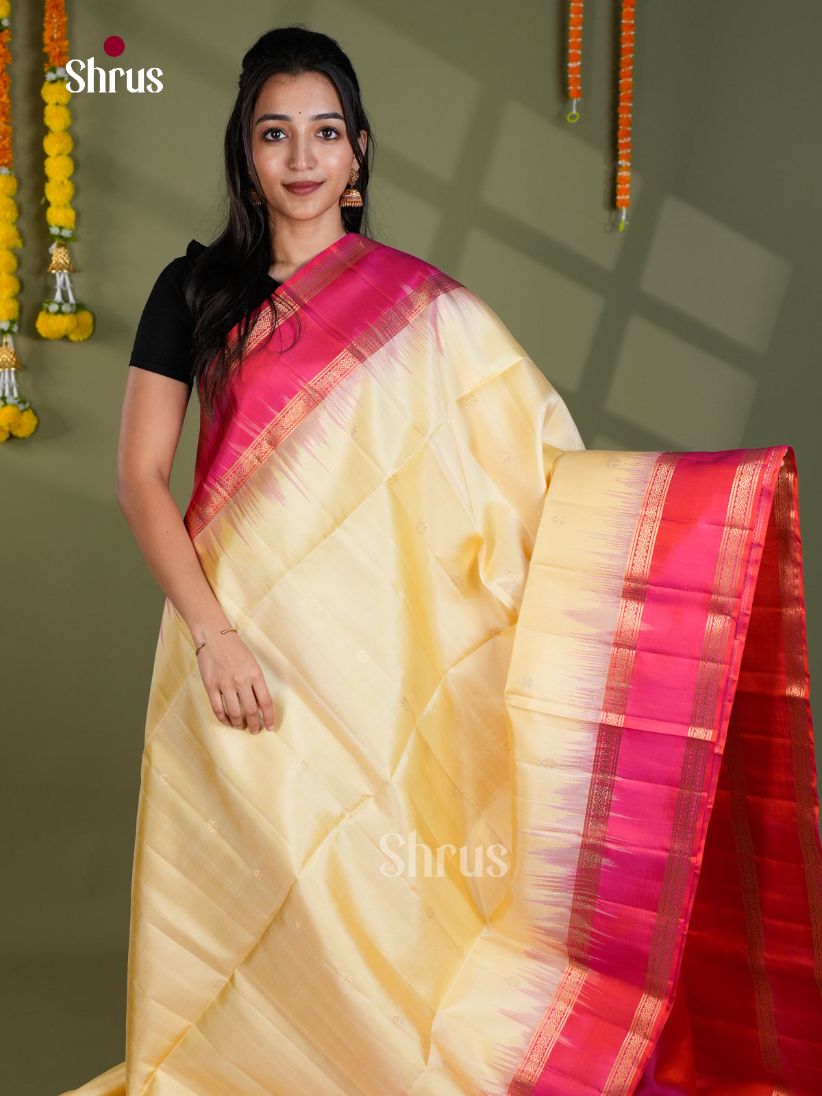 Buy Cream Pure Silk Saree With Golden Floral Buttas, Pink Rettaipet Border & Brocade Pallu