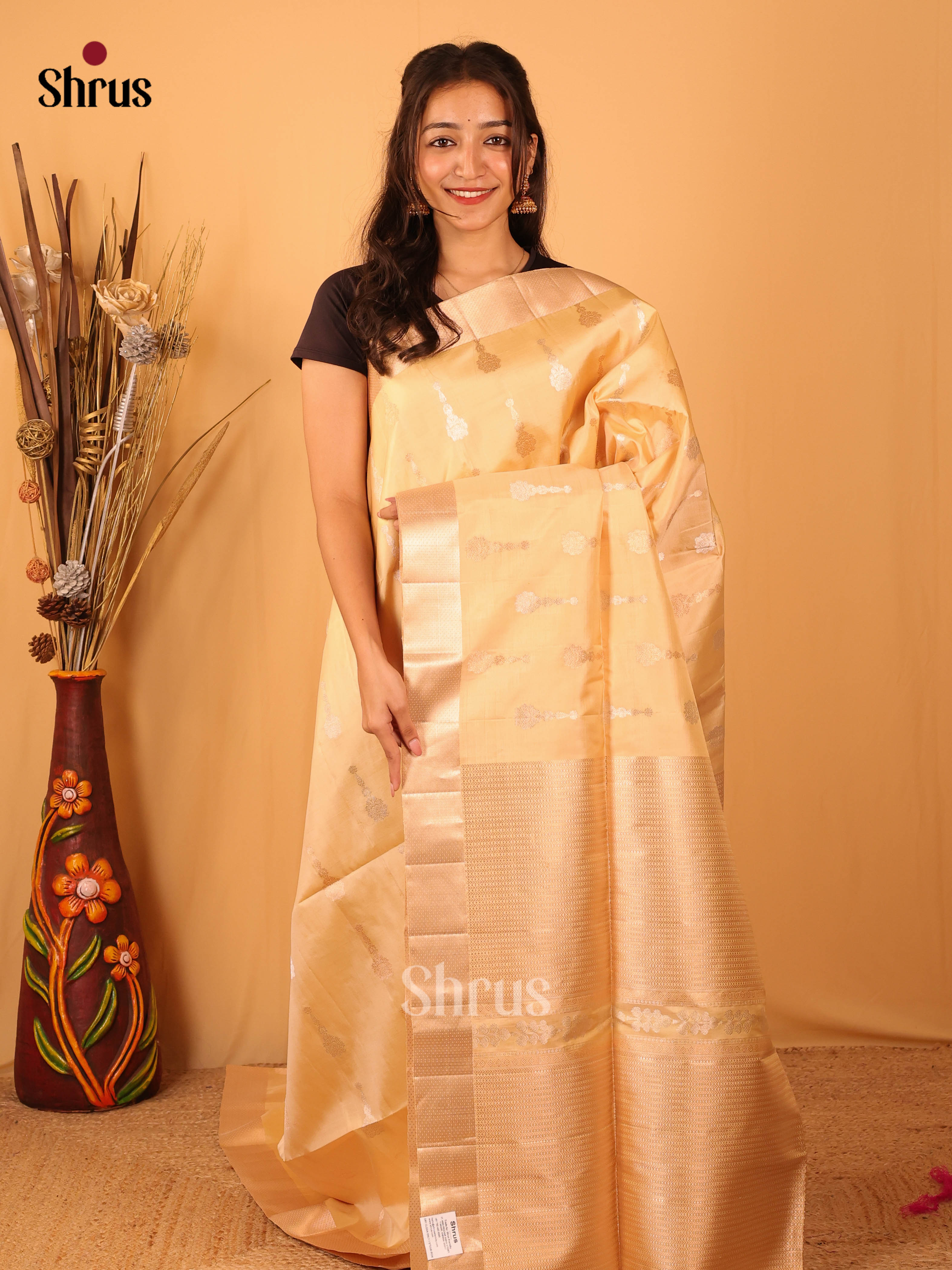 Pristine Cream Soft Silk Saree With Floral Zari Motifs, Self Zari Border & Brocade Pallu