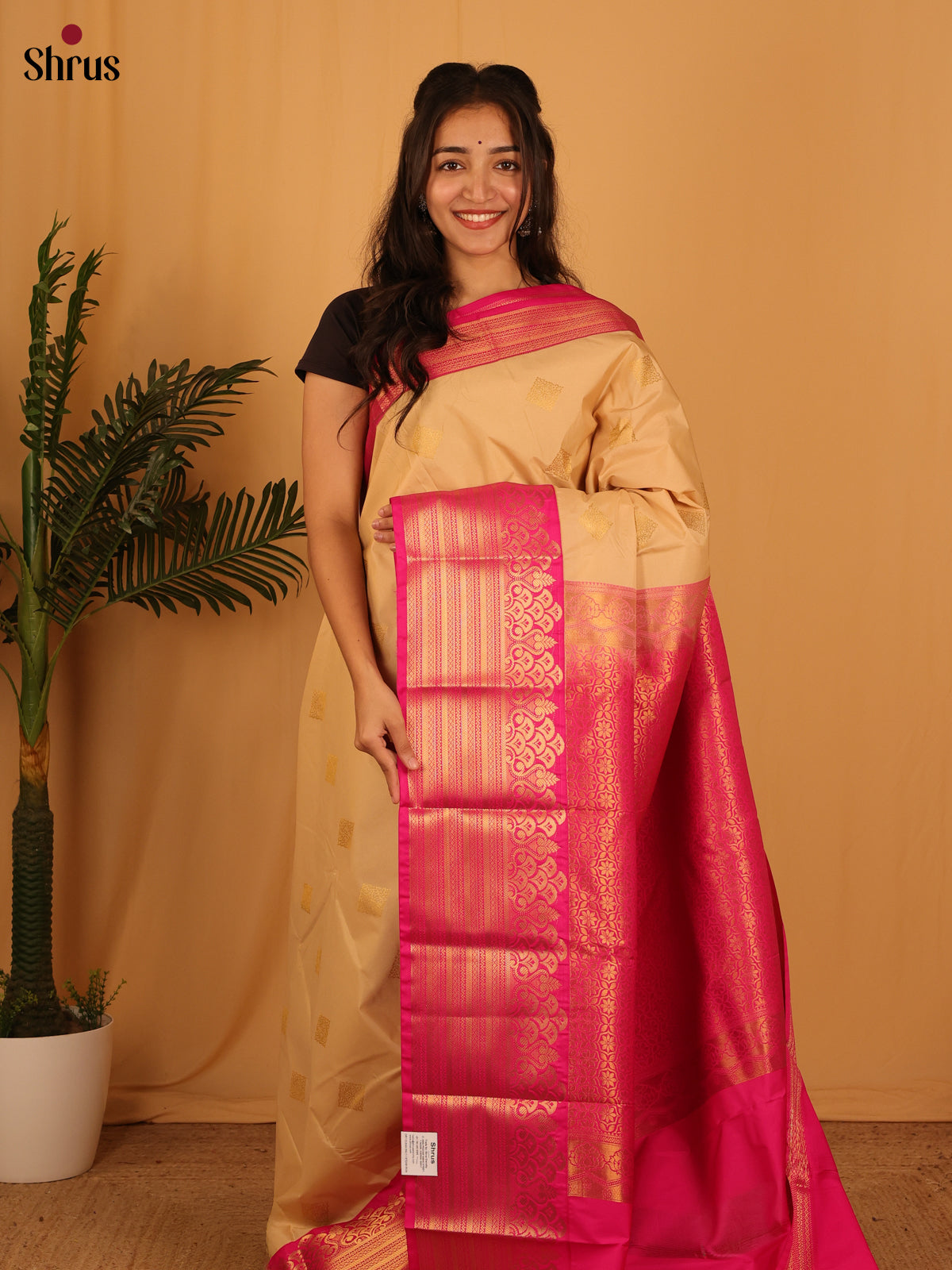 Beige & Pink - Bangalori silk Saree - Shop on Shrus.com
